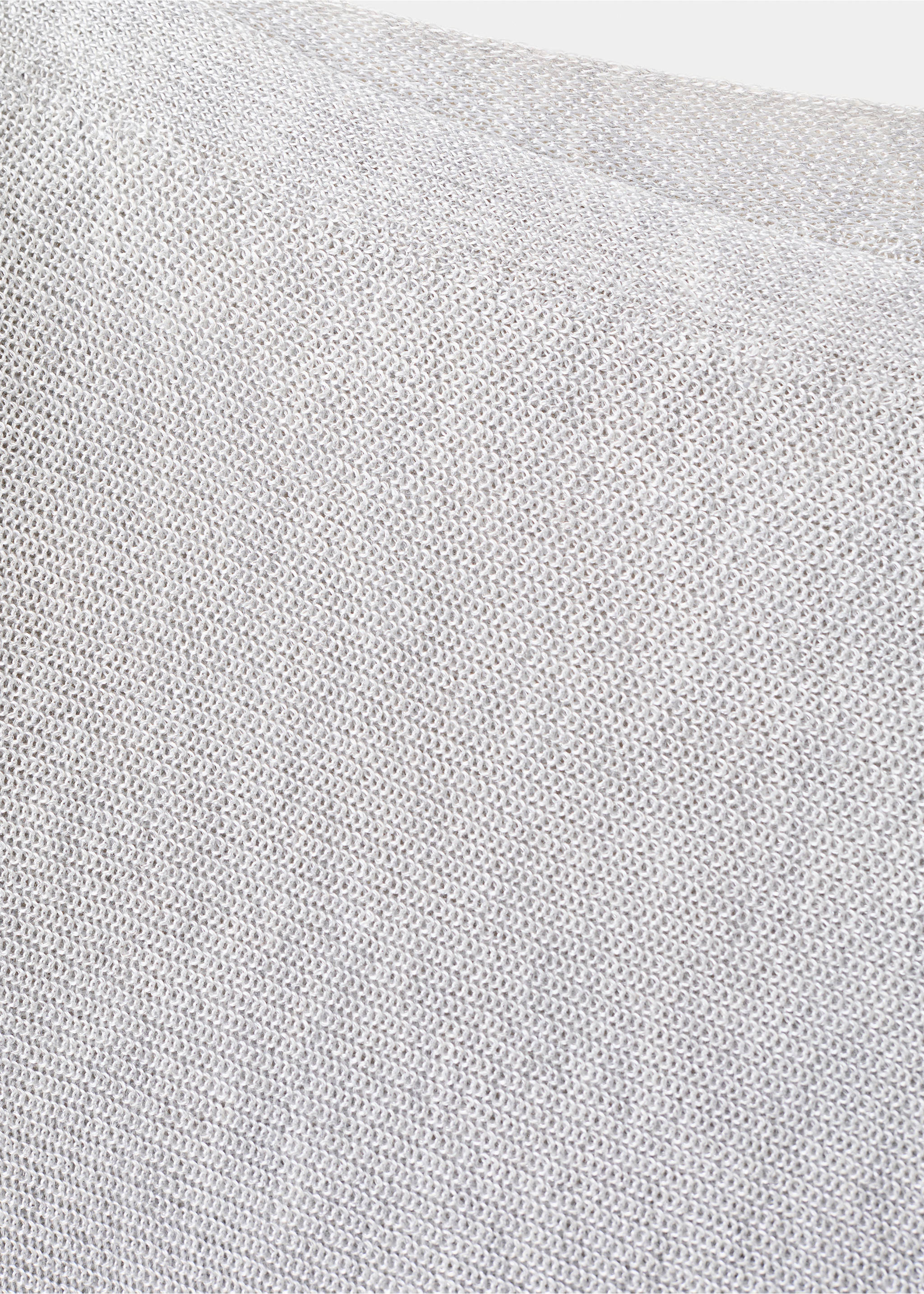 Asymmetrical knitted cape - Details of the article 8, Light Heather Grey. Ref: 27087143-00.