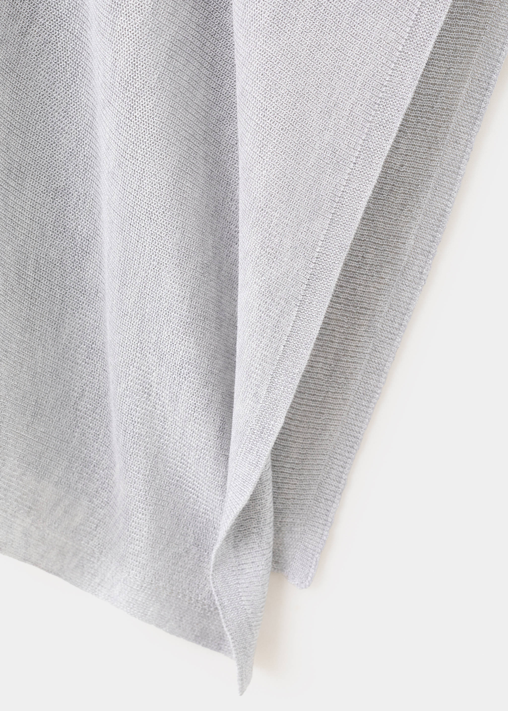 Asymmetrical knitted cape - Details of the article 0