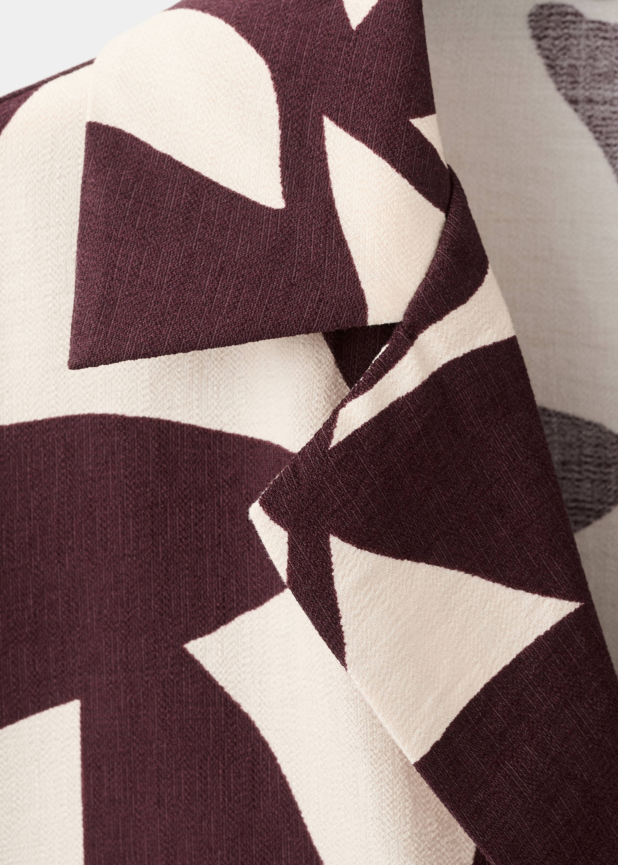 Printed short-sleeved shirt - Details of the article 8