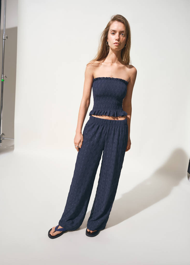 Straight trousers with embroidered details — Navy