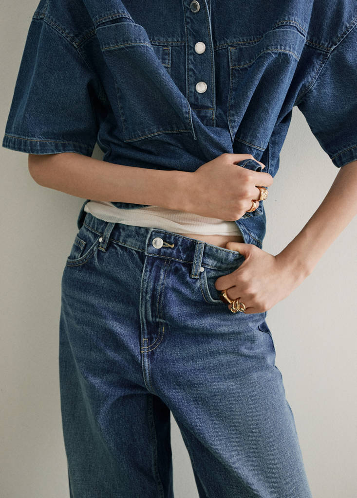 Wide leg mid-rise jeans — Medium Blue
