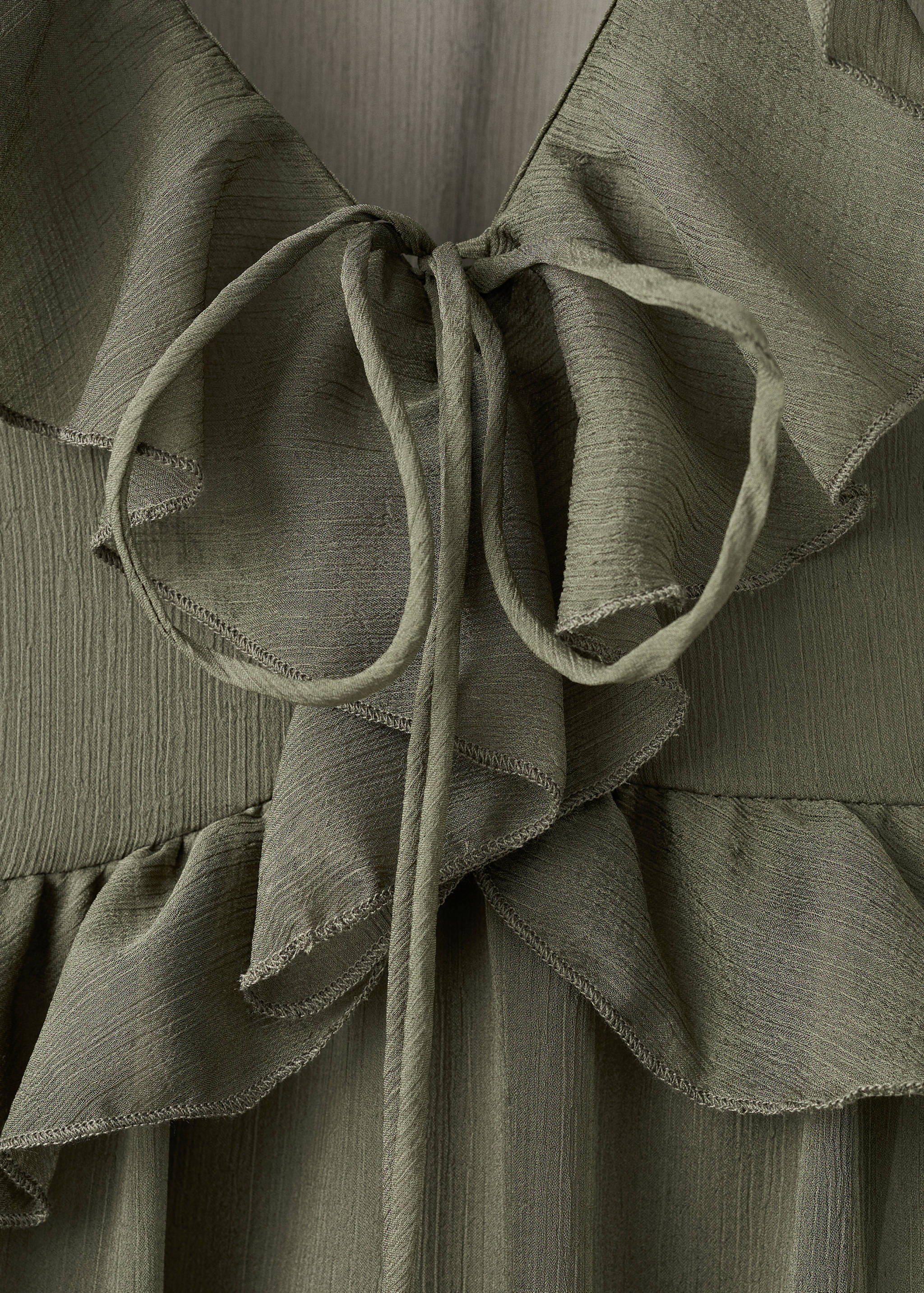 Ruffles flowy dress - Details of the article 8