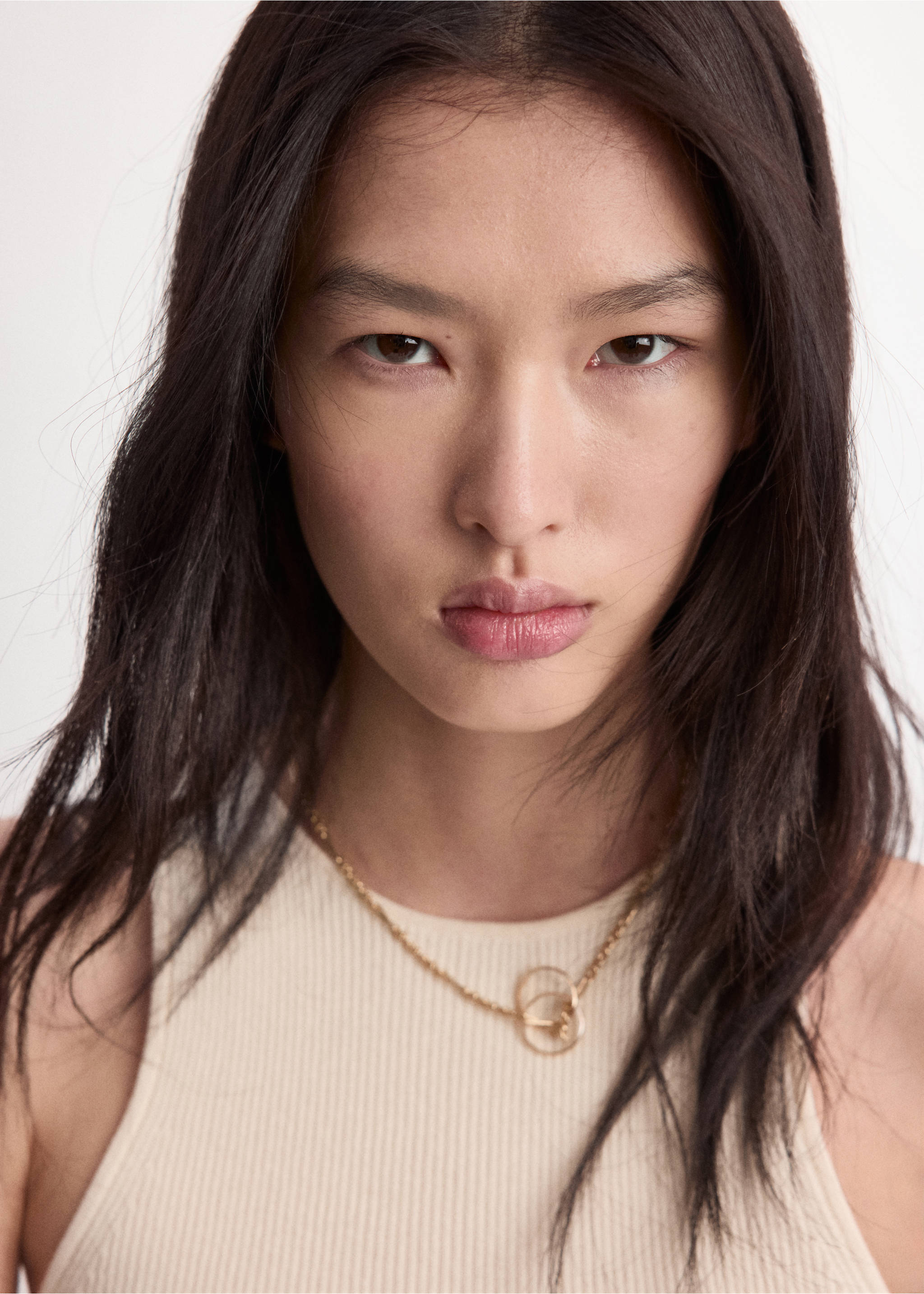 Fitted fine-knit top - Details of the article 1, Ecru. Ref: 27087151-00.