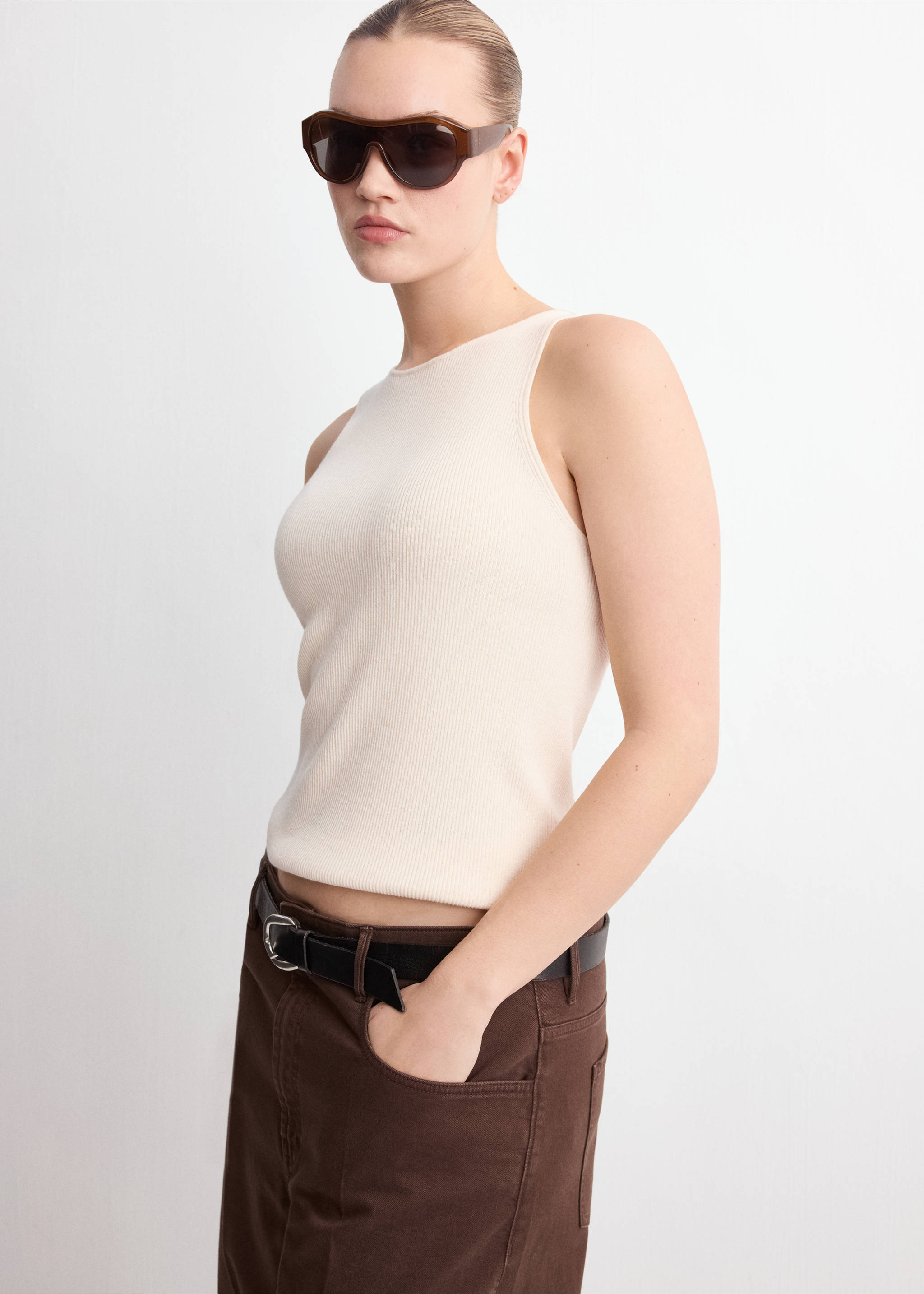 Fitted fine-knit top - Details of the article 5, Ecru. Ref: 27087151-00.