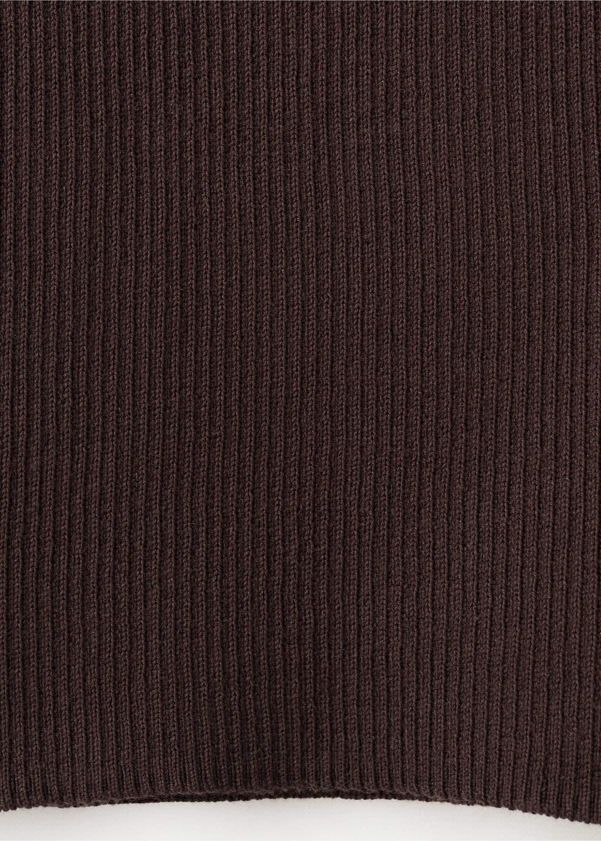 Fitted fine-knit top - Details of the article 0, Chocolate. Ref: 27087151-00.