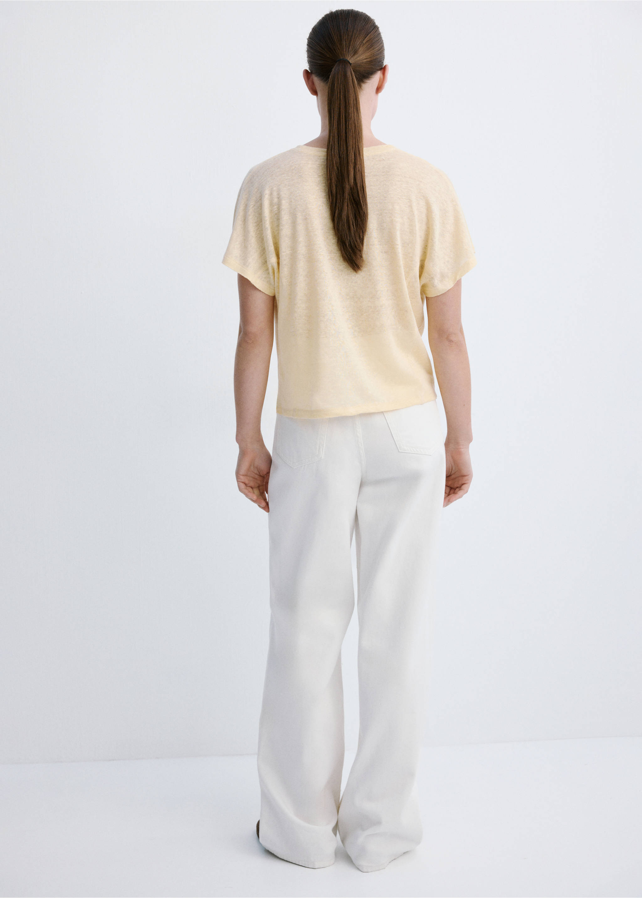 Short-sleeved linen t-shirt - Reverse of the article, Vanilla. Ref: 27087155-00.