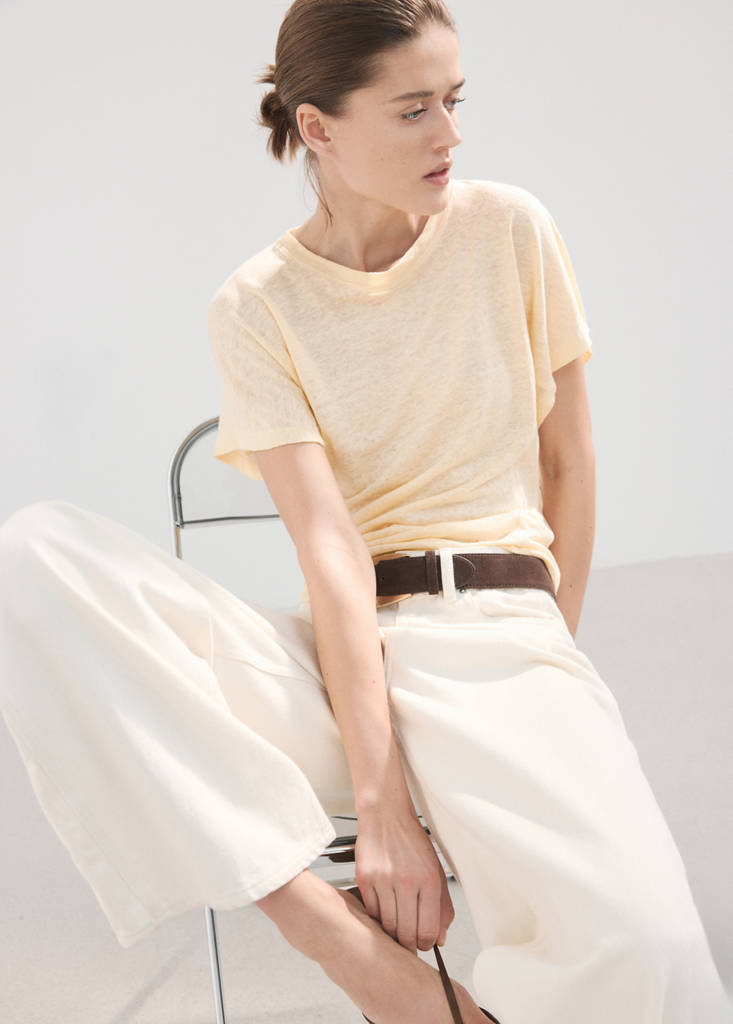Short-sleeved linen t-shirt — Vanilla