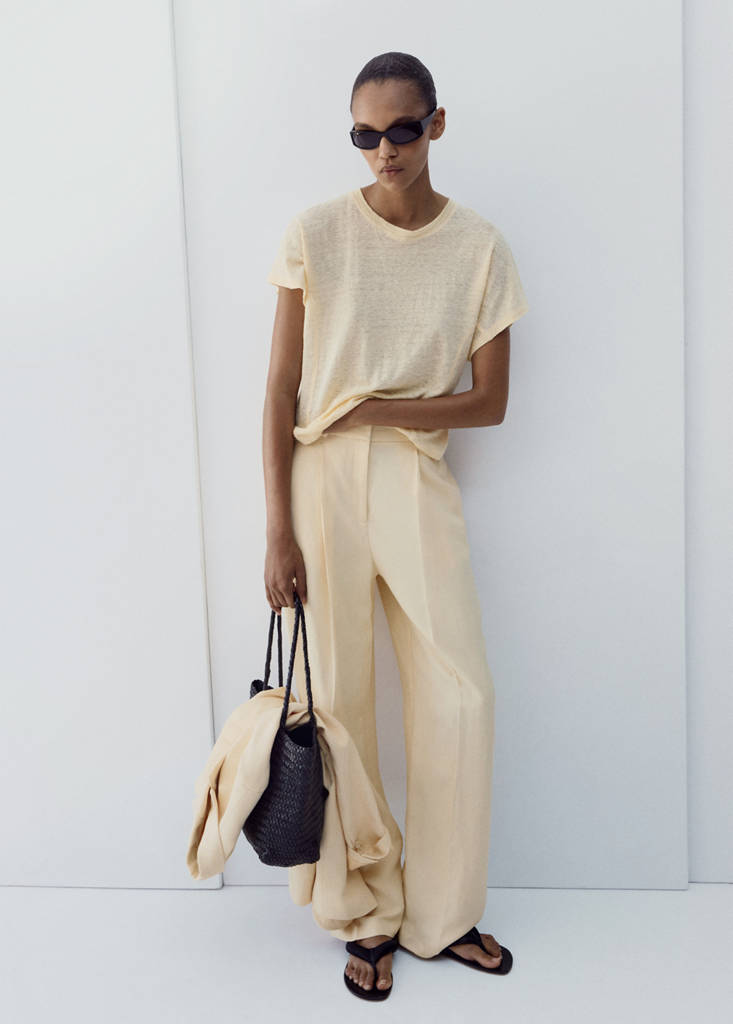 Short-sleeved linen t-shirt — Vanilla