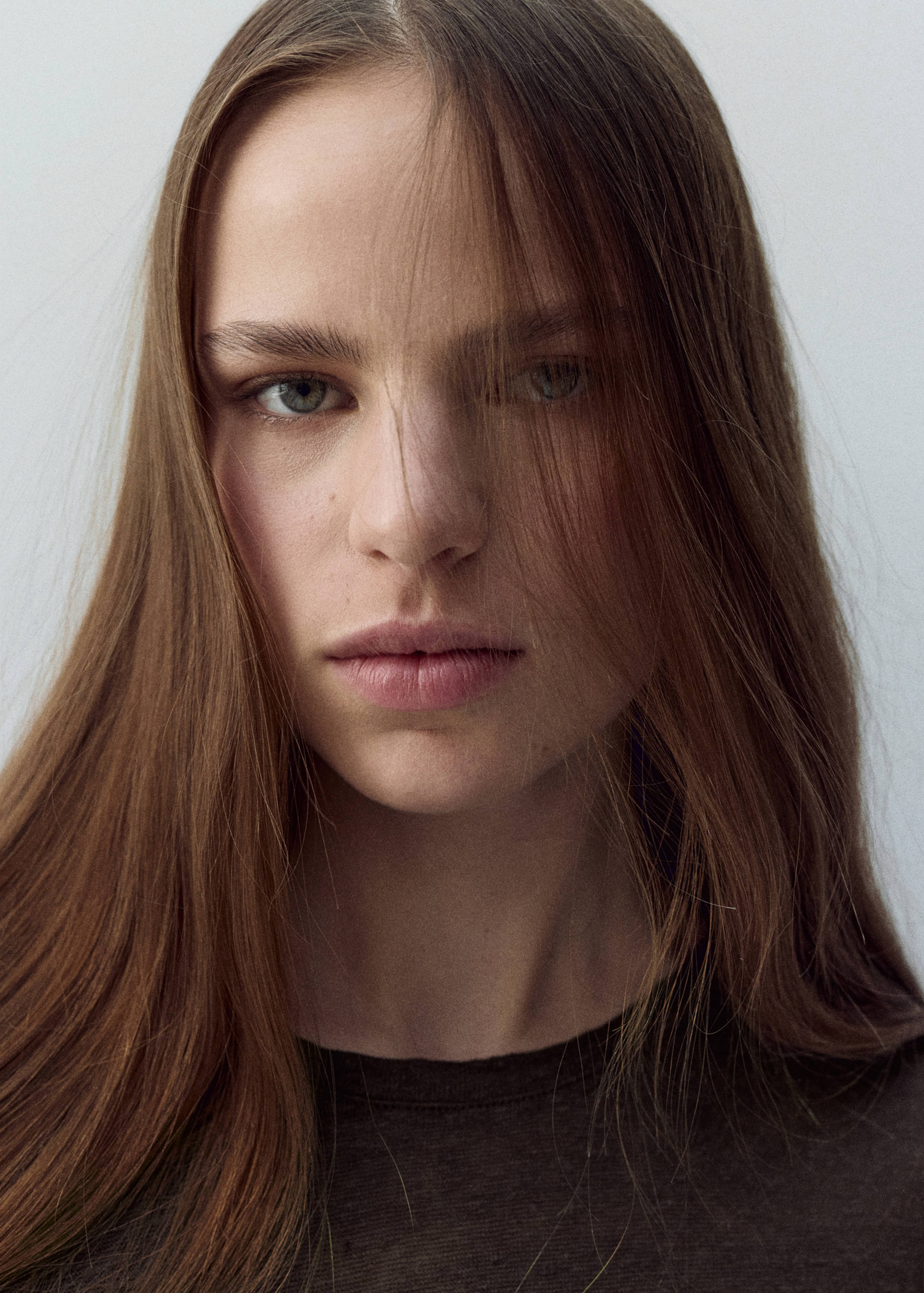 Short-sleeved linen t-shirt - Details of the article 1