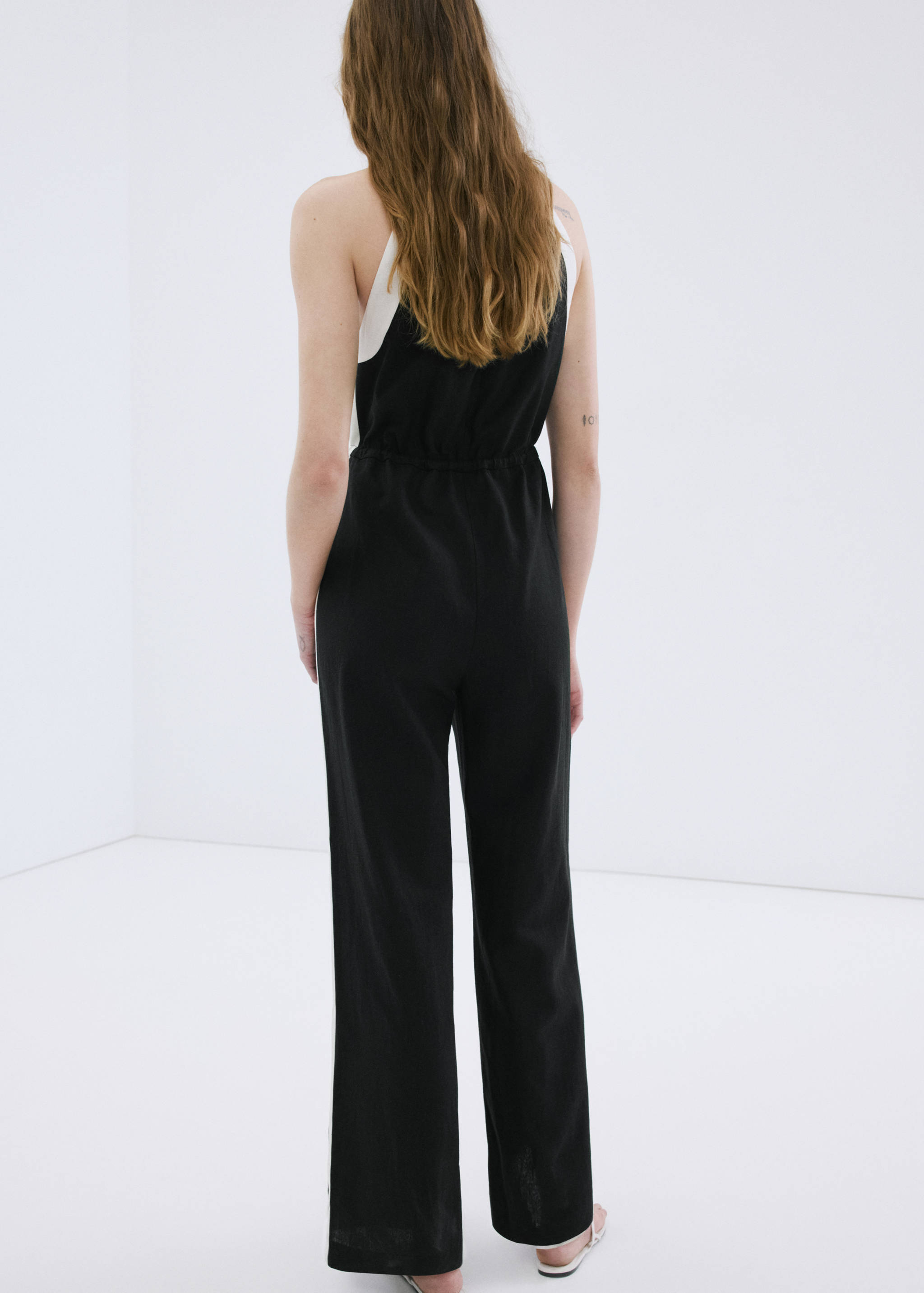 Linen halter jumpsuit - Reverse of the article