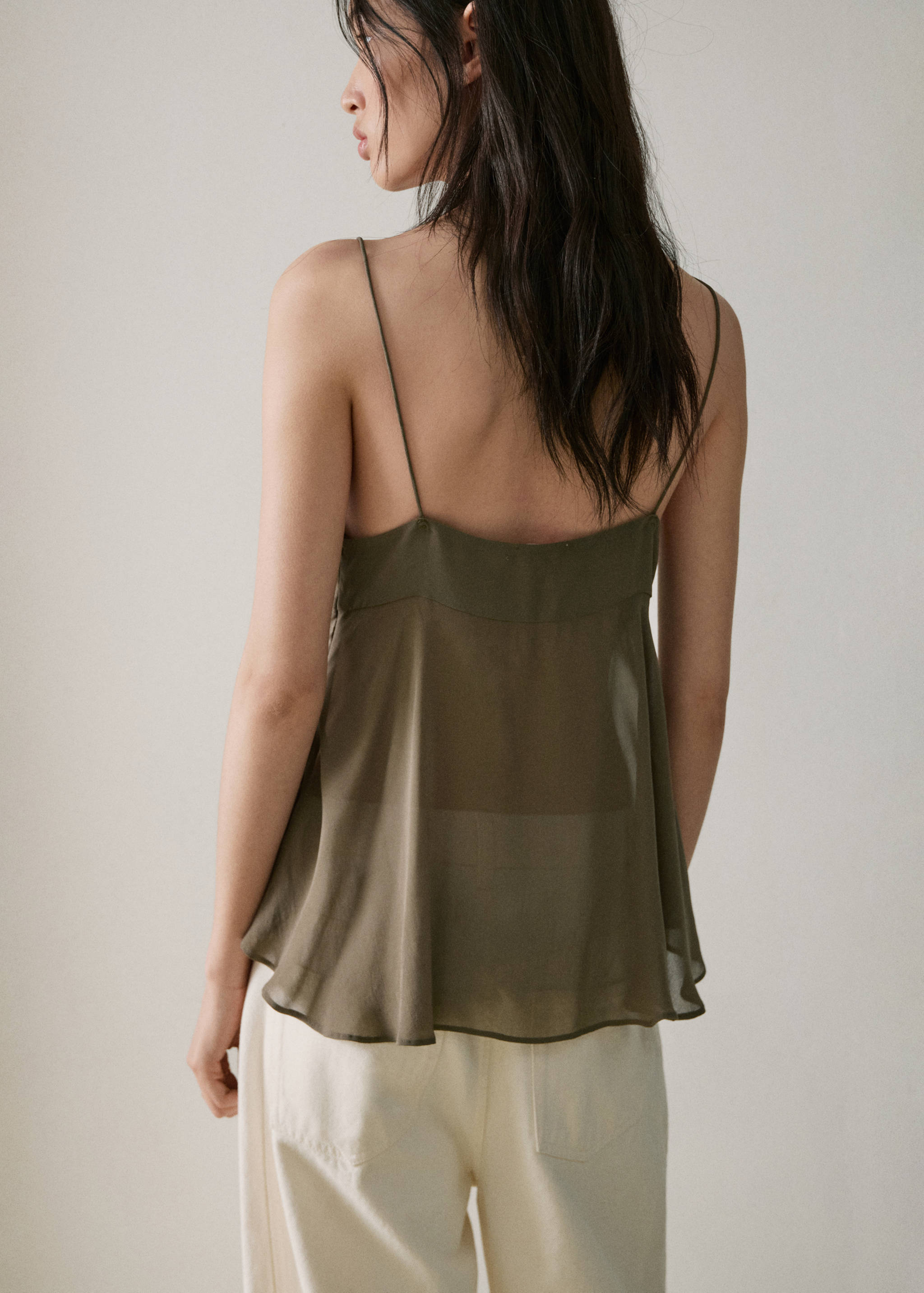 Embroidered appliqué top - Reverse of the article