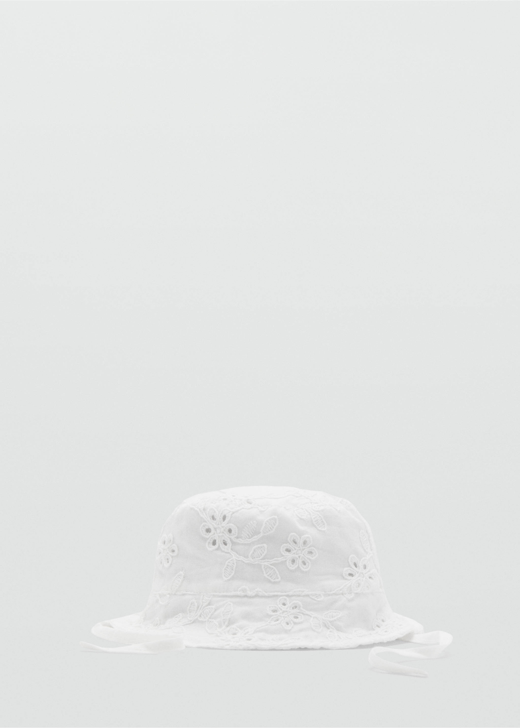 Gorra brodat floral - Article sense model, Blanc. Ref: 27087161-00.