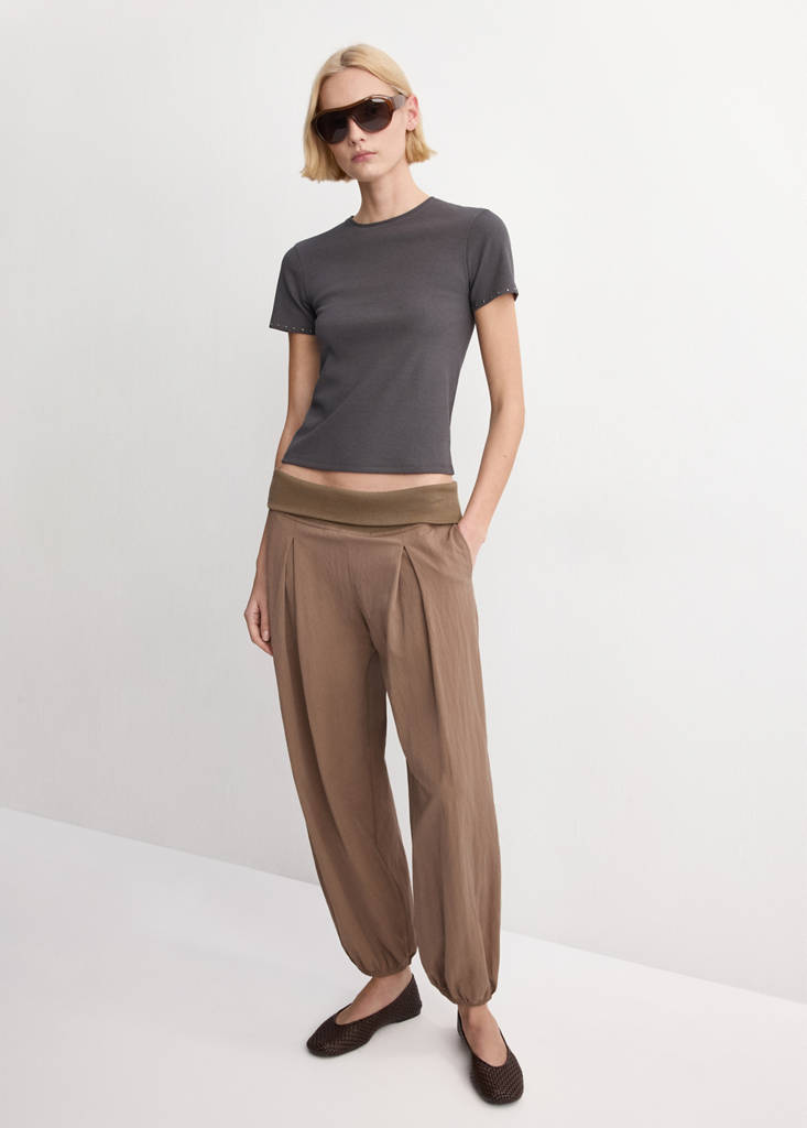 Short-sleeve studded T-shirt — Charcoal