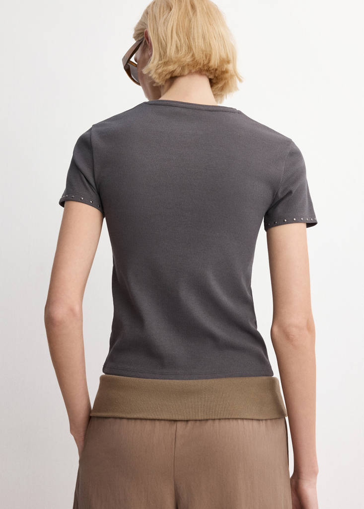 Short-sleeve studded T-shirt — Charcoal