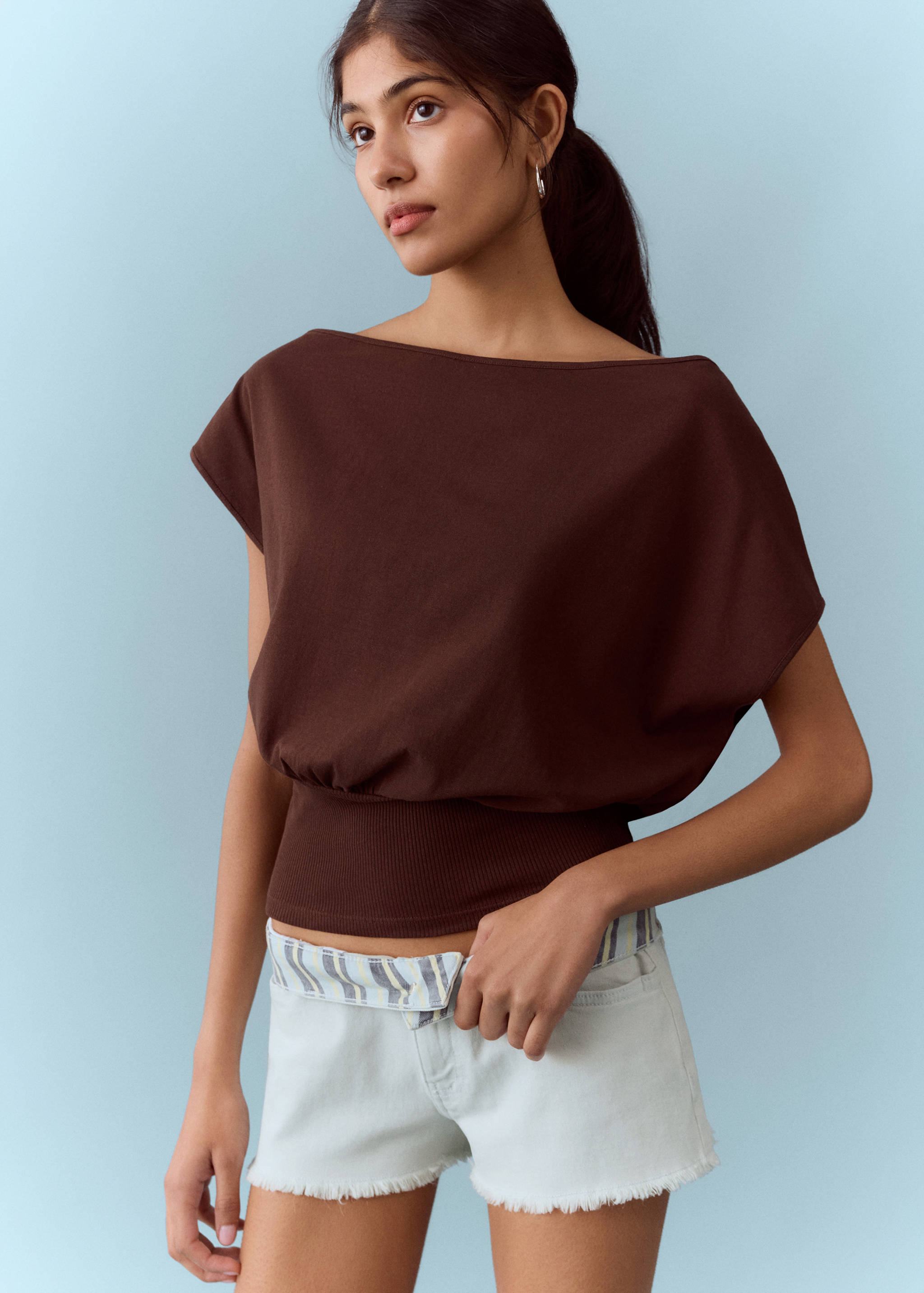 شورت قصير بخصر مزدوج الوجه - تفاصيل المنتج 4