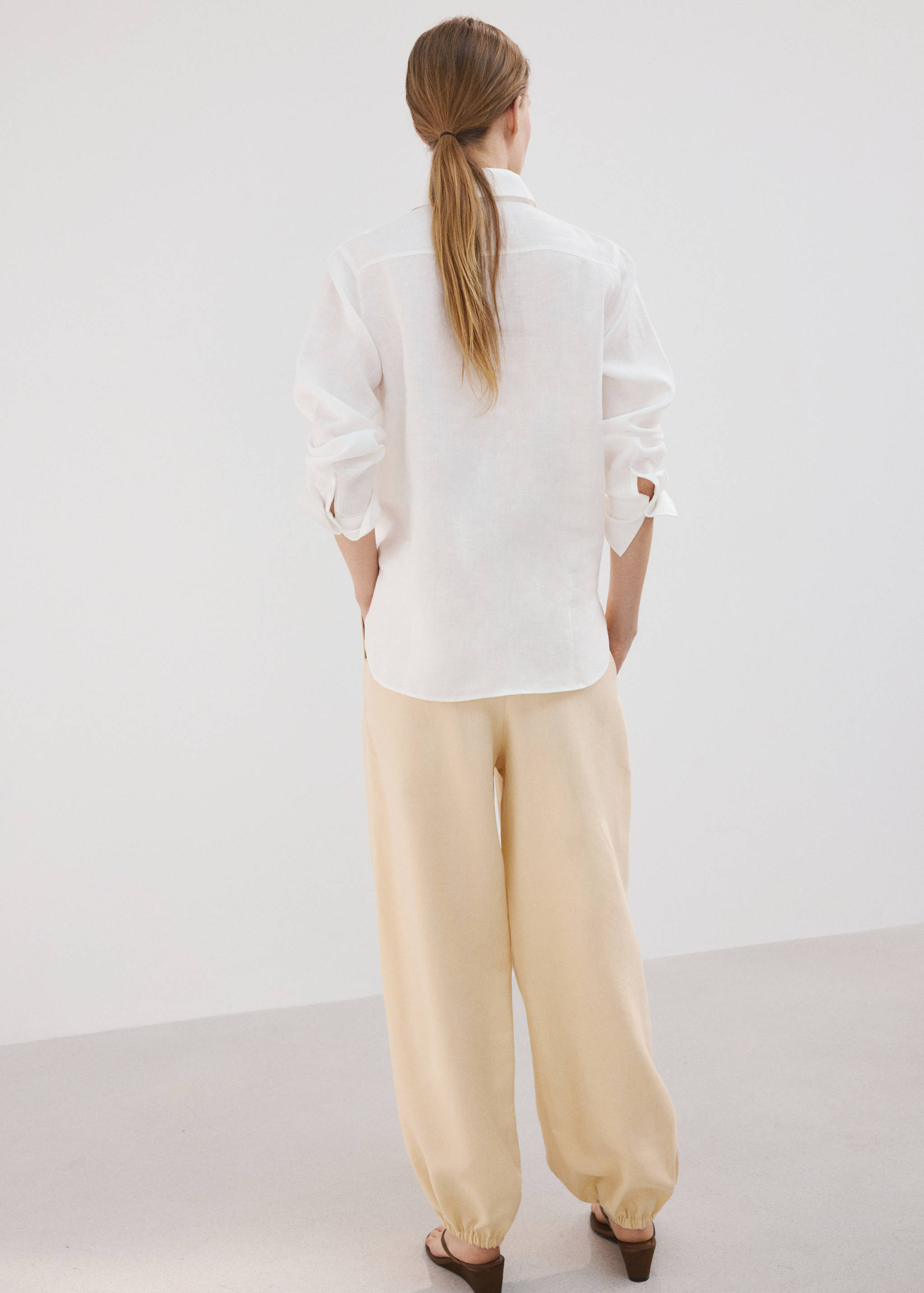 Camisa recta lino - Reverso del artículo