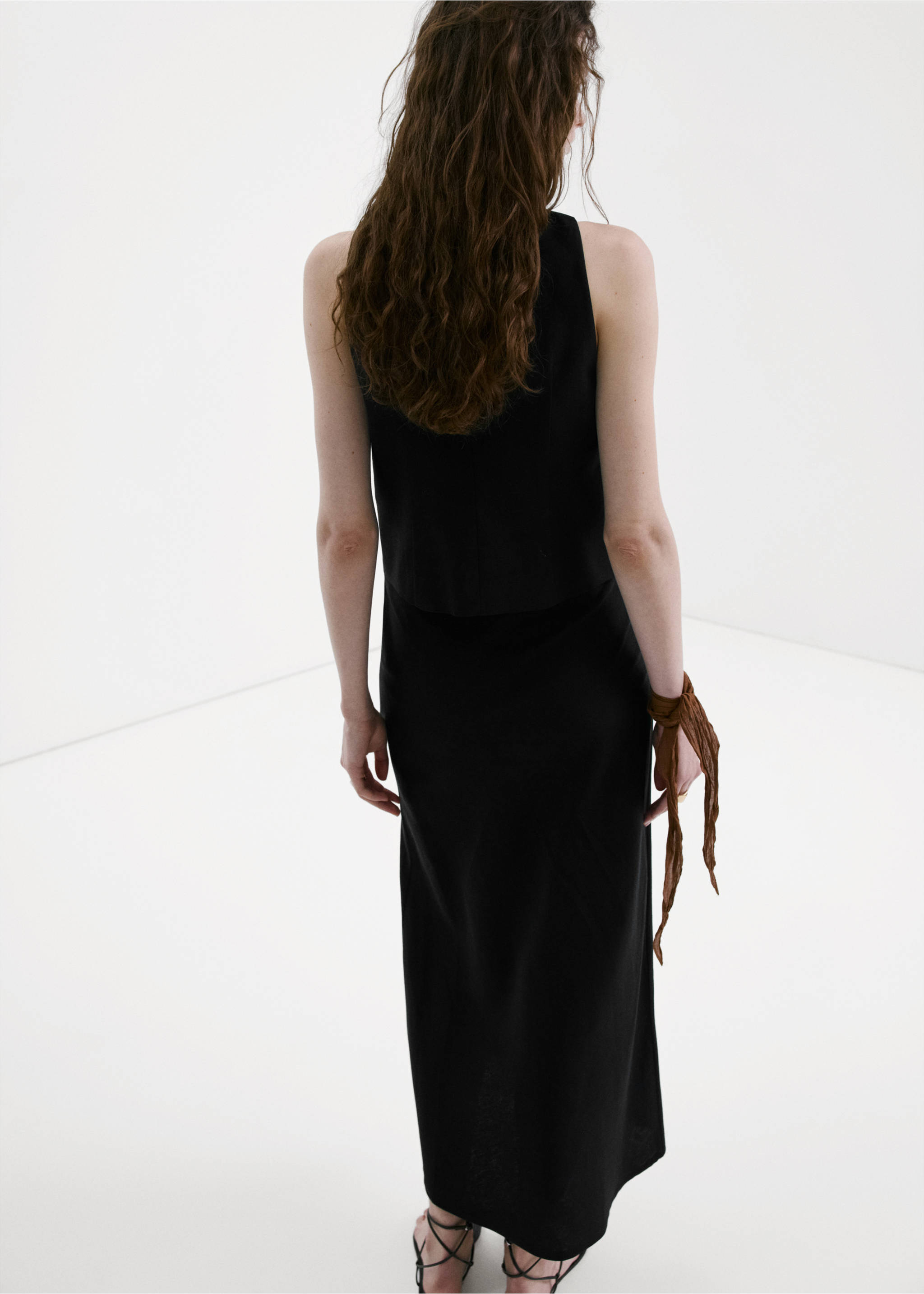 Linen-blend straight skirt - Reverse of the article, Black. Ref: 27087783-00.