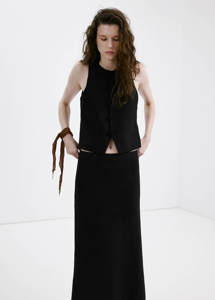 Linen-blend straight skirt — Black