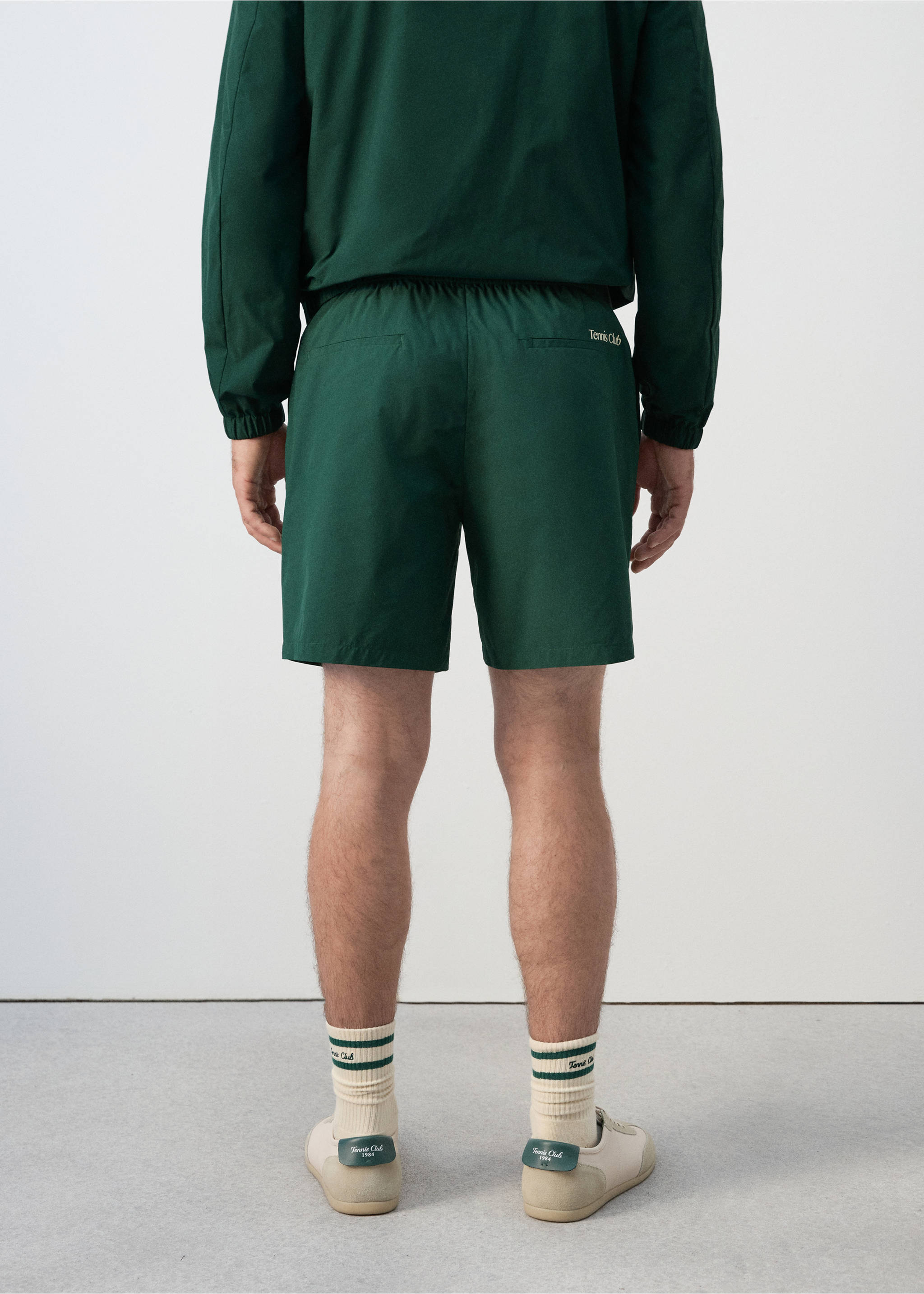 Regular fit embroidered bermuda shorts - Reverse of the article, Dark Green. Ref: 27087786-00.
