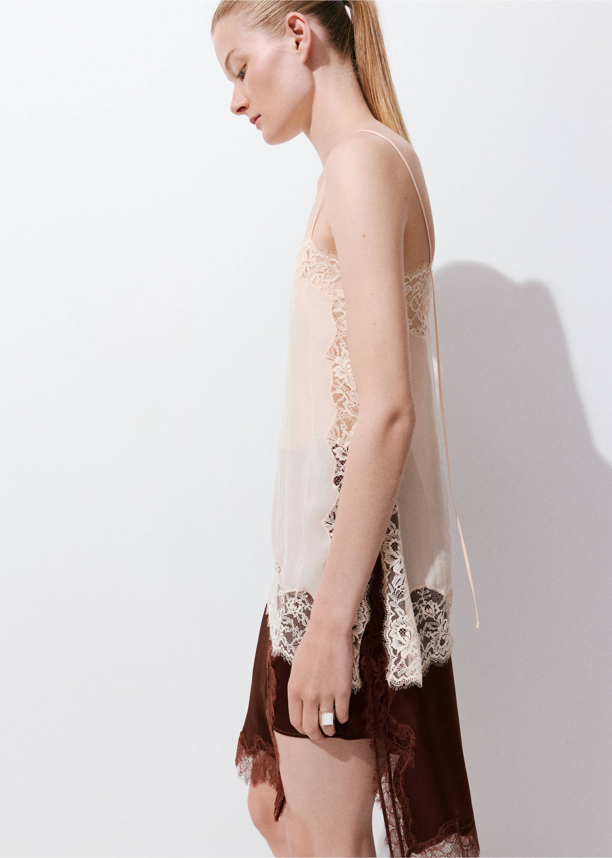 Lace slip skirt - Details of the article 3, Burnt Orange. Ref: 27087798-00.