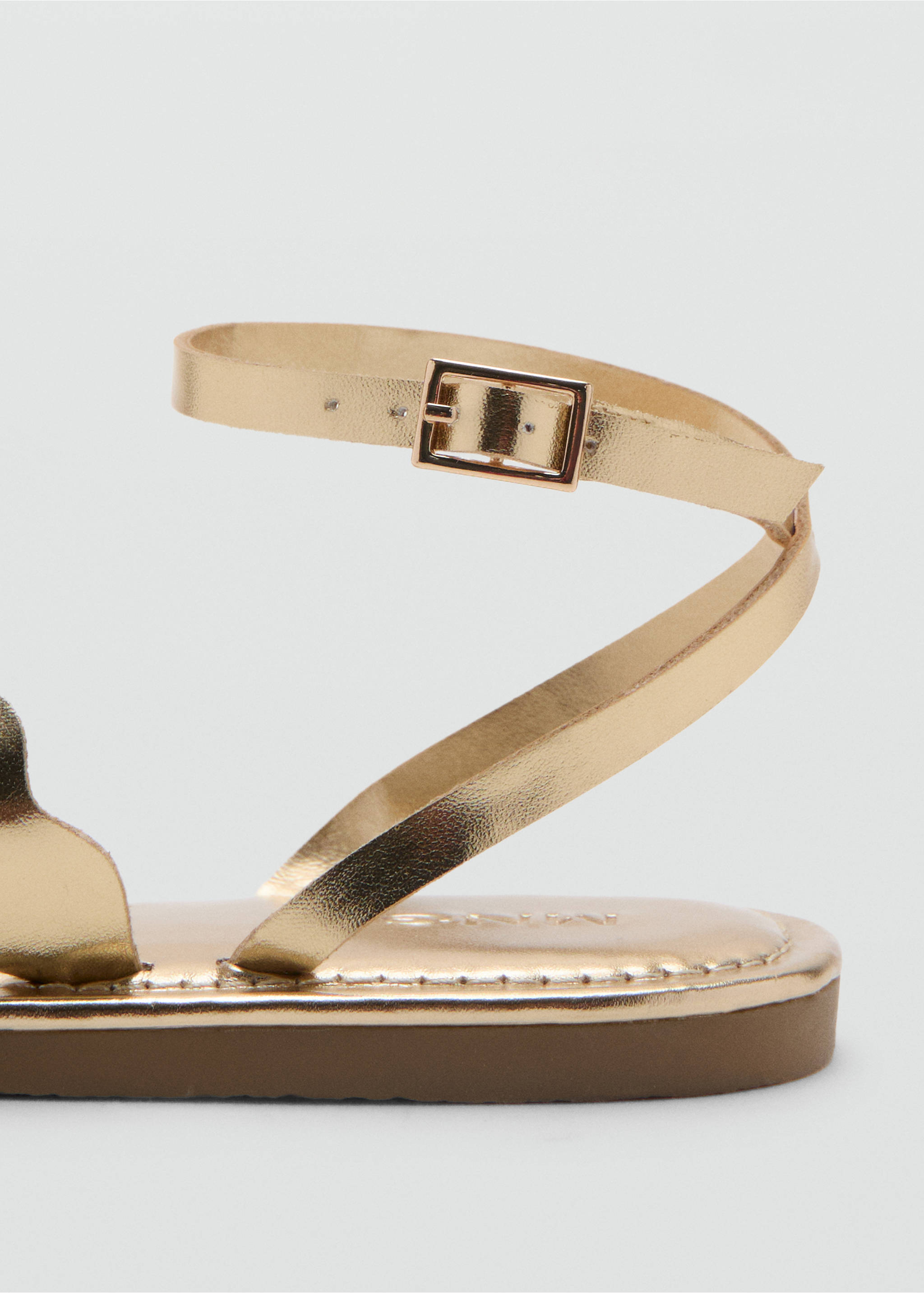 Metallic strappy sandals - Details of the article 1, Gold. Ref: 27087891-00.