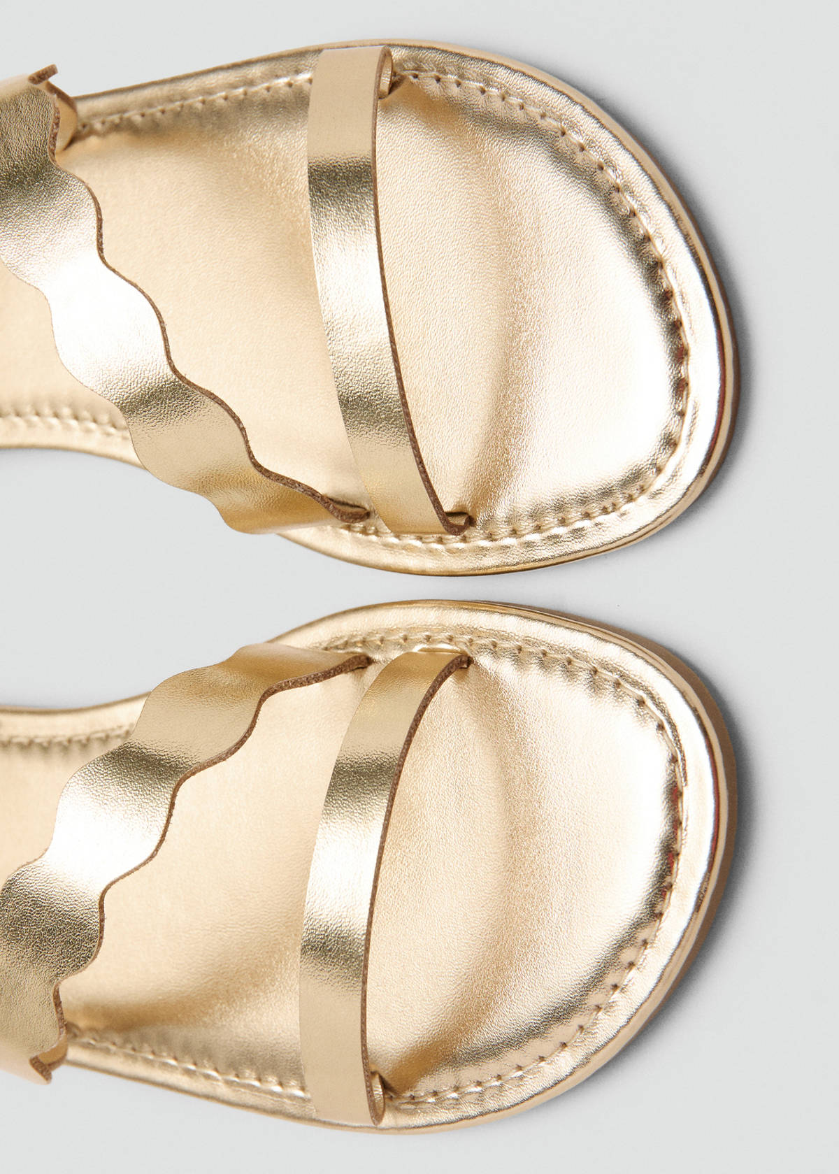 Metallic strappy sandals — Gold
