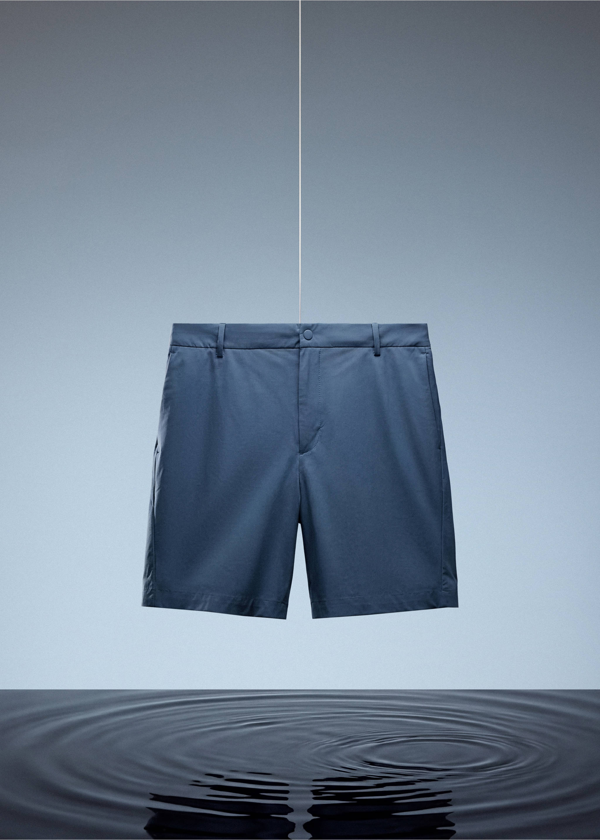 شورت برمودا كومفورت ستريتش مقاوم للماء - تفاصيل المنتج 9, أزرق زاهٍ. Ref: 27087893-00.