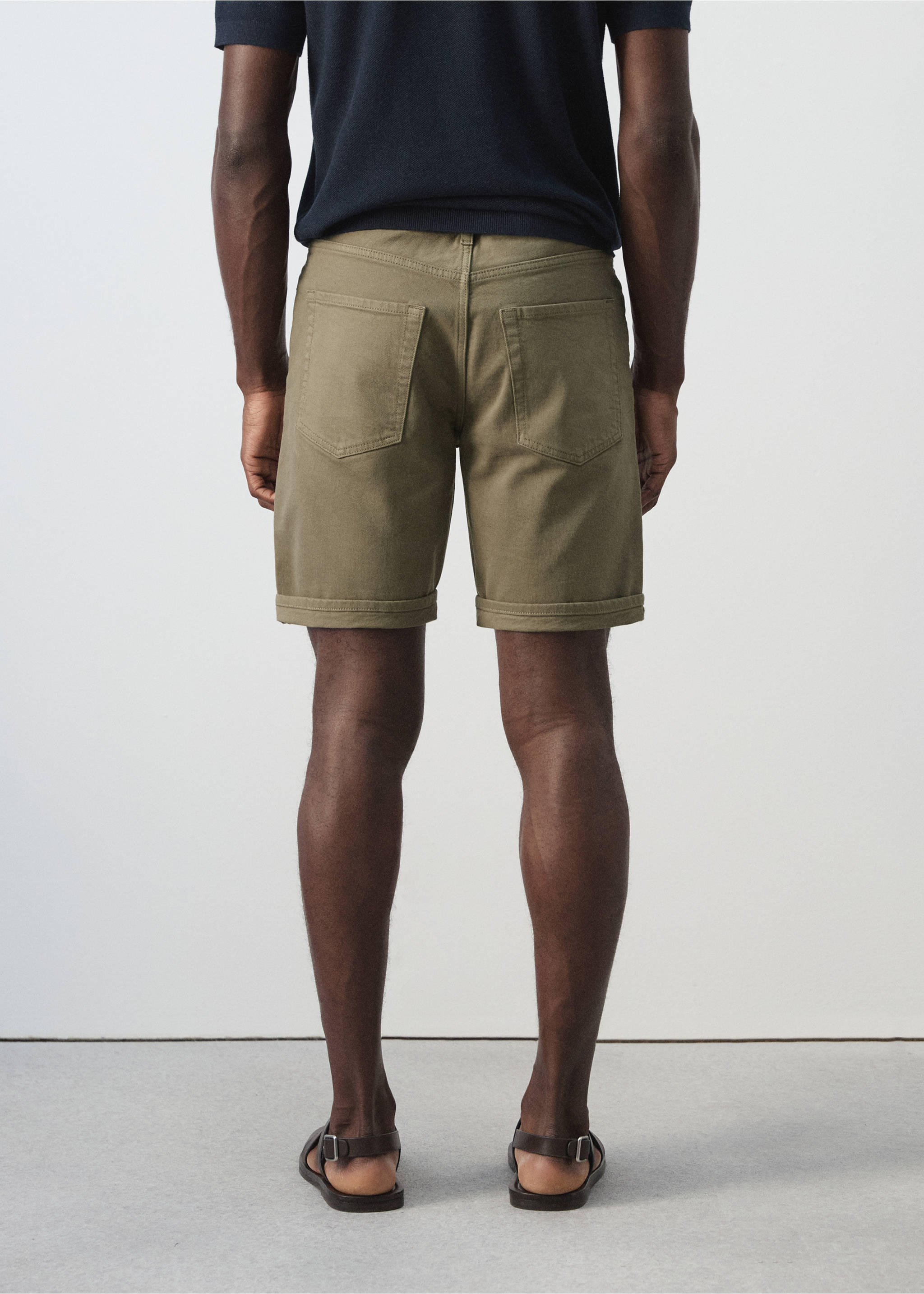 Bermuda en jean slim fit - Verso de l’article, Kaki. Ref: 27087894-00.