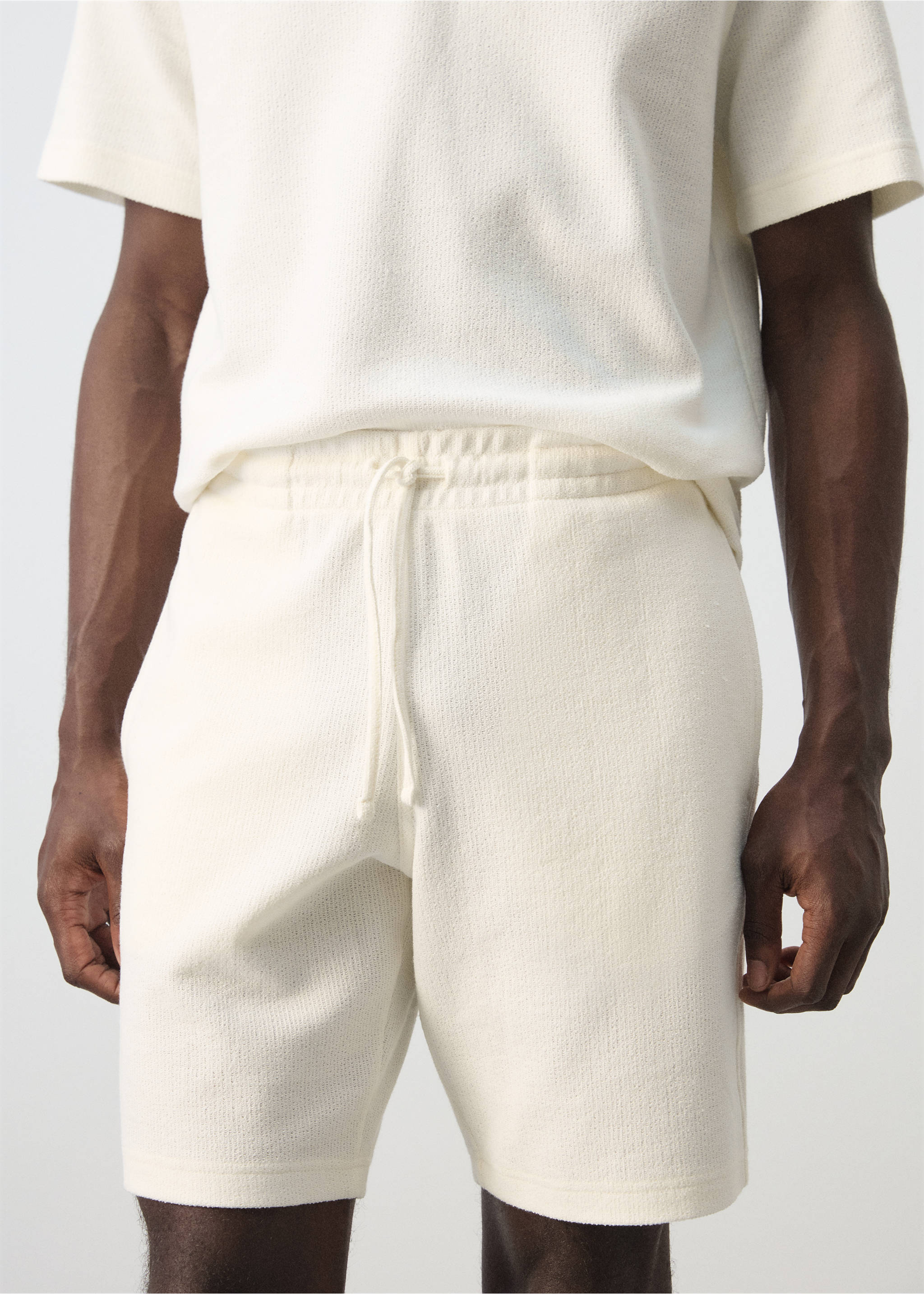 Textured cotton bermuda shorts with drawstring - Details of the article 1, White. Ref: 27087896-00.