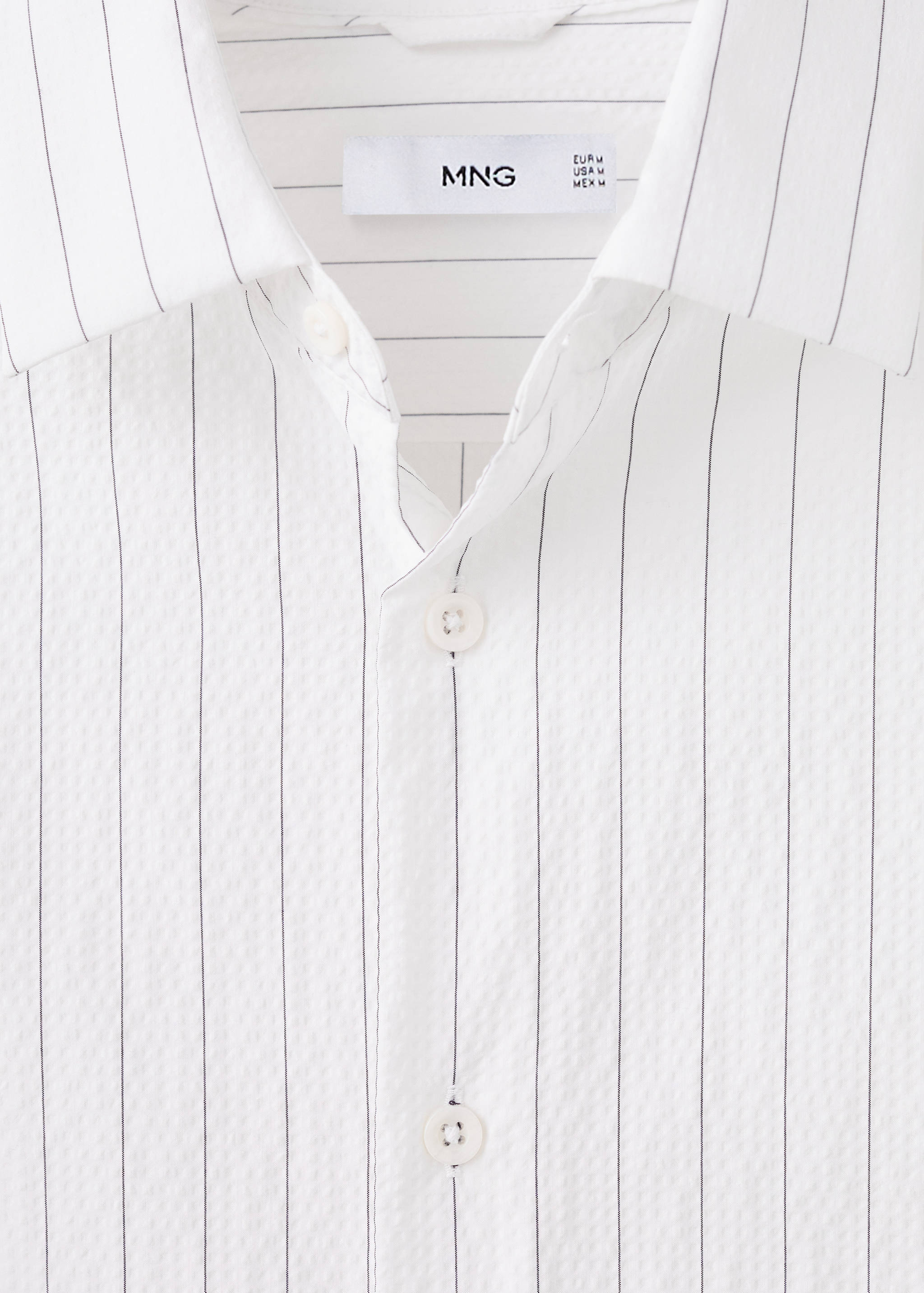 Camisa ratlla diplomàtica efecte arrugat - Detall de l'article 8