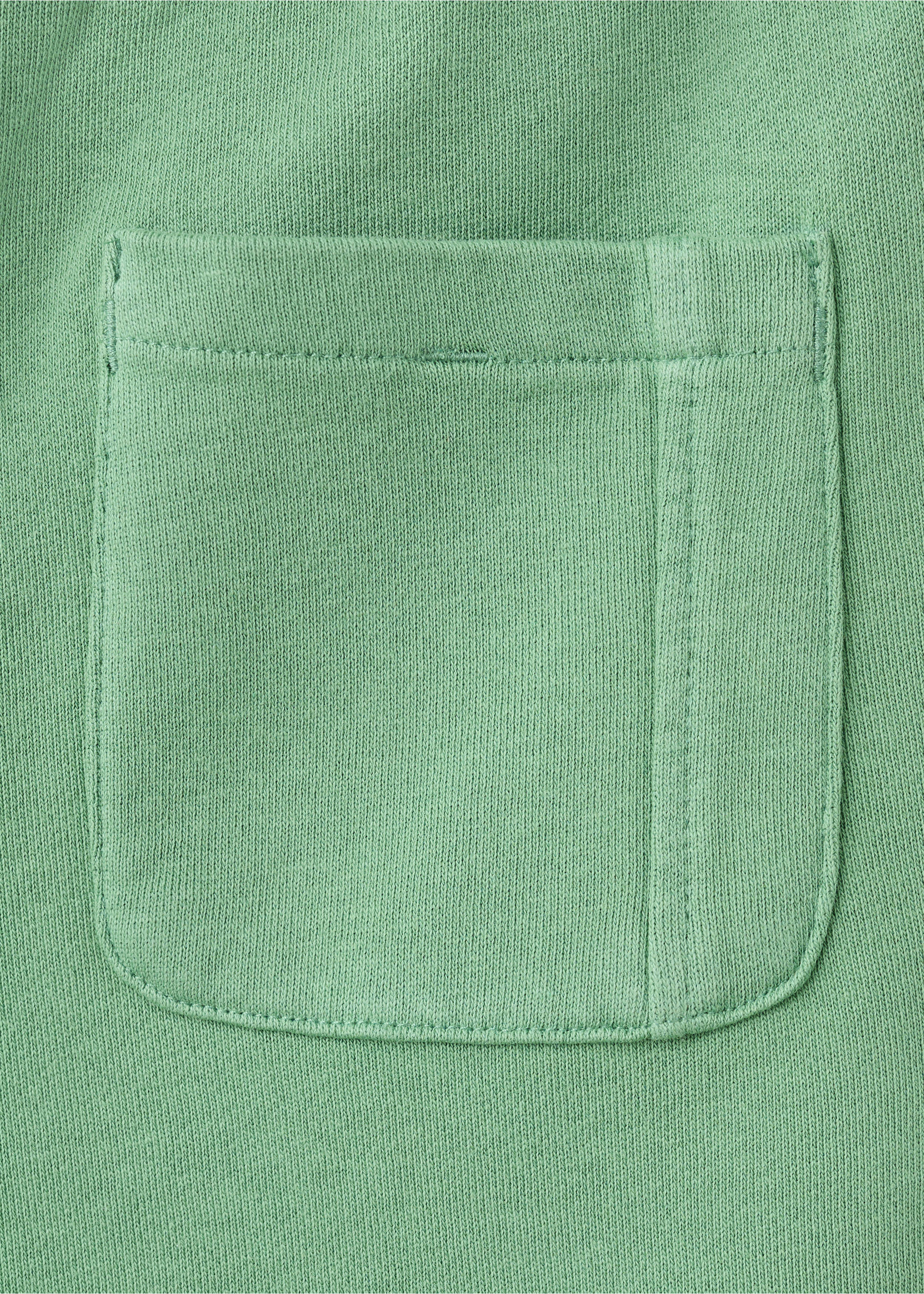 Sport Bermuda shorts - Details of the article 0, Green. Ref: 27087912-00.