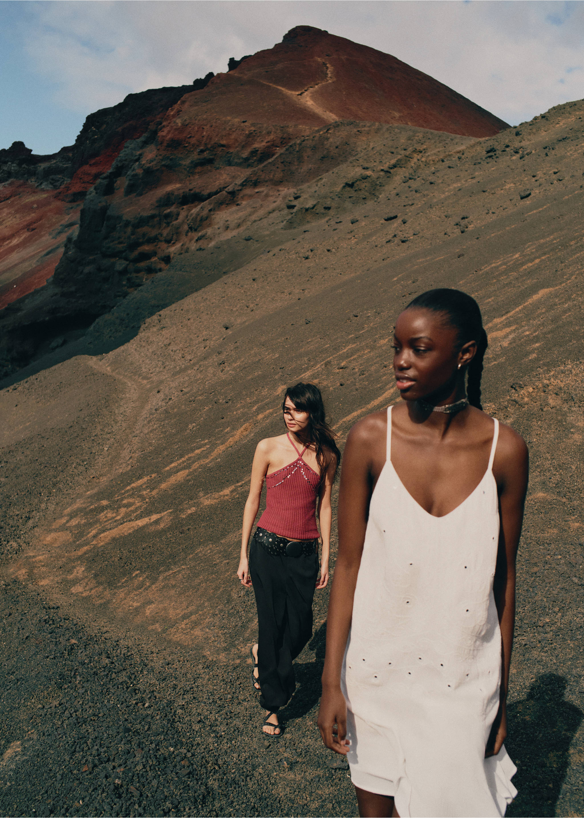 Robe courte détail perles - Détail de l'article 5, Blanc cassé. Ref: 27087914-01.