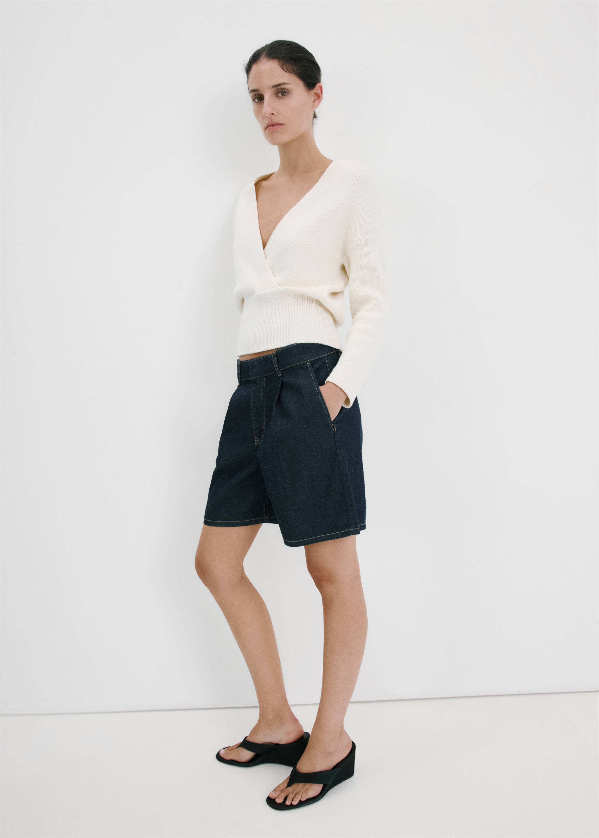 Mid-rise denim bermuda shorts with pleats - General plane