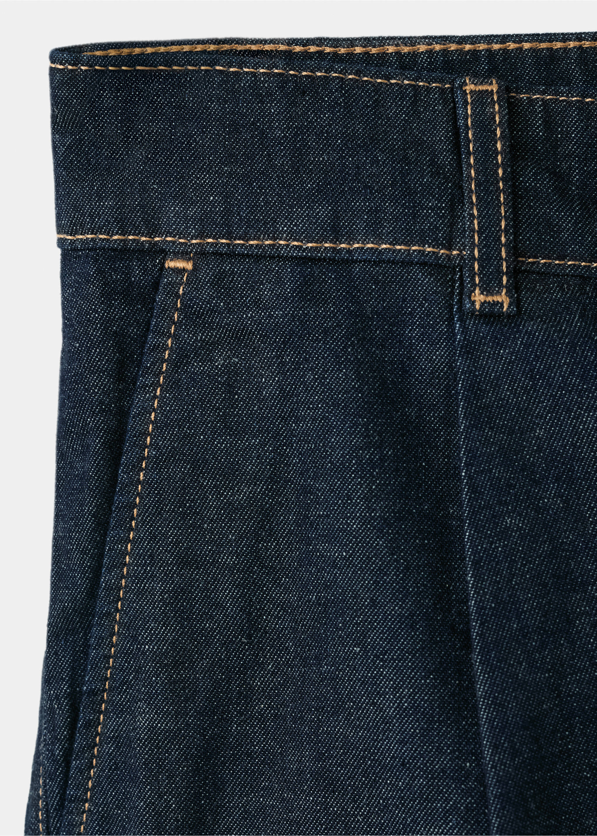 Mid-rise denim bermuda shorts with pleats - Details of the article 8, Open Blue. Ref: 27087923-00.
