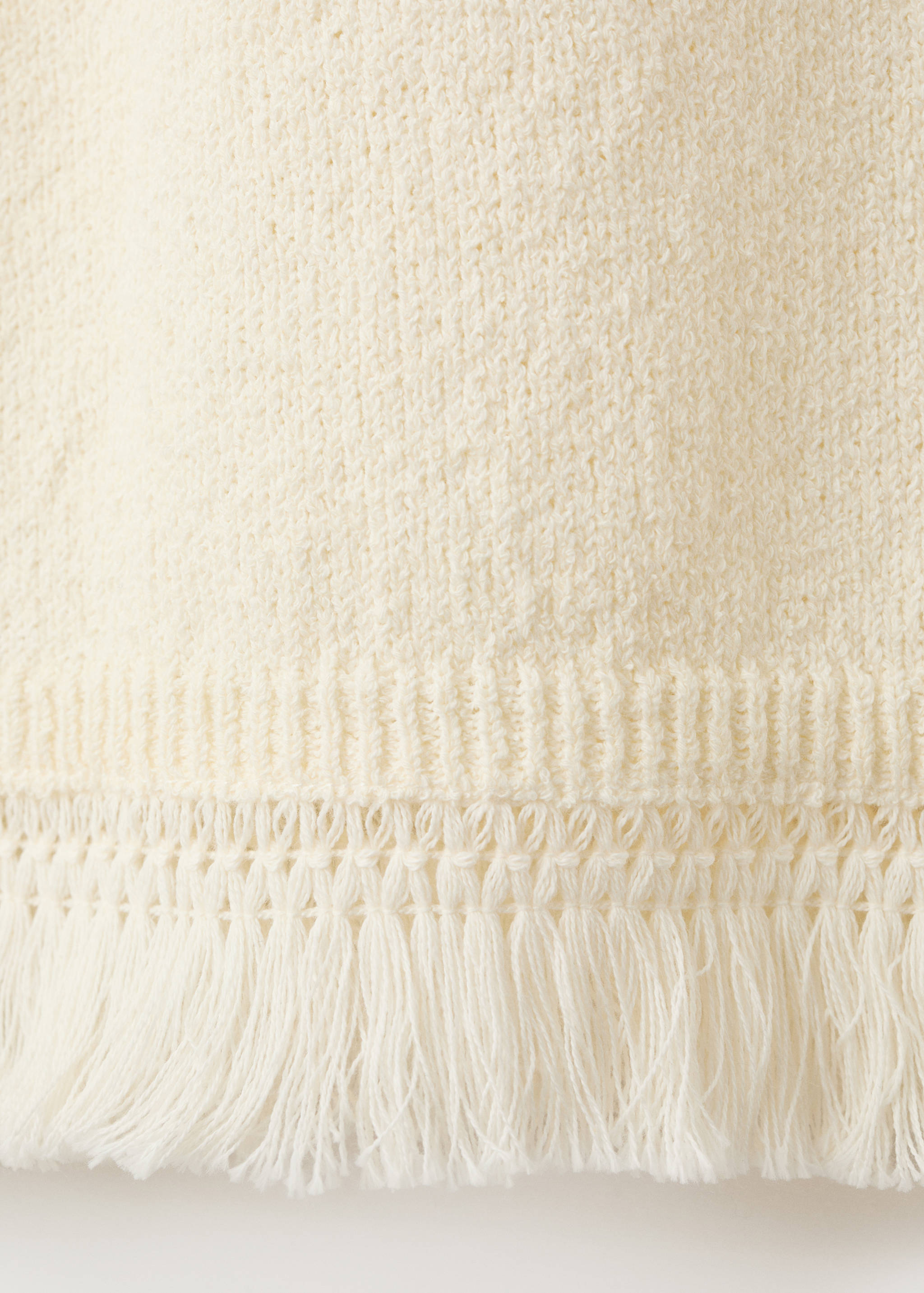 Knitted dress with fringe detail - Details of the article 0