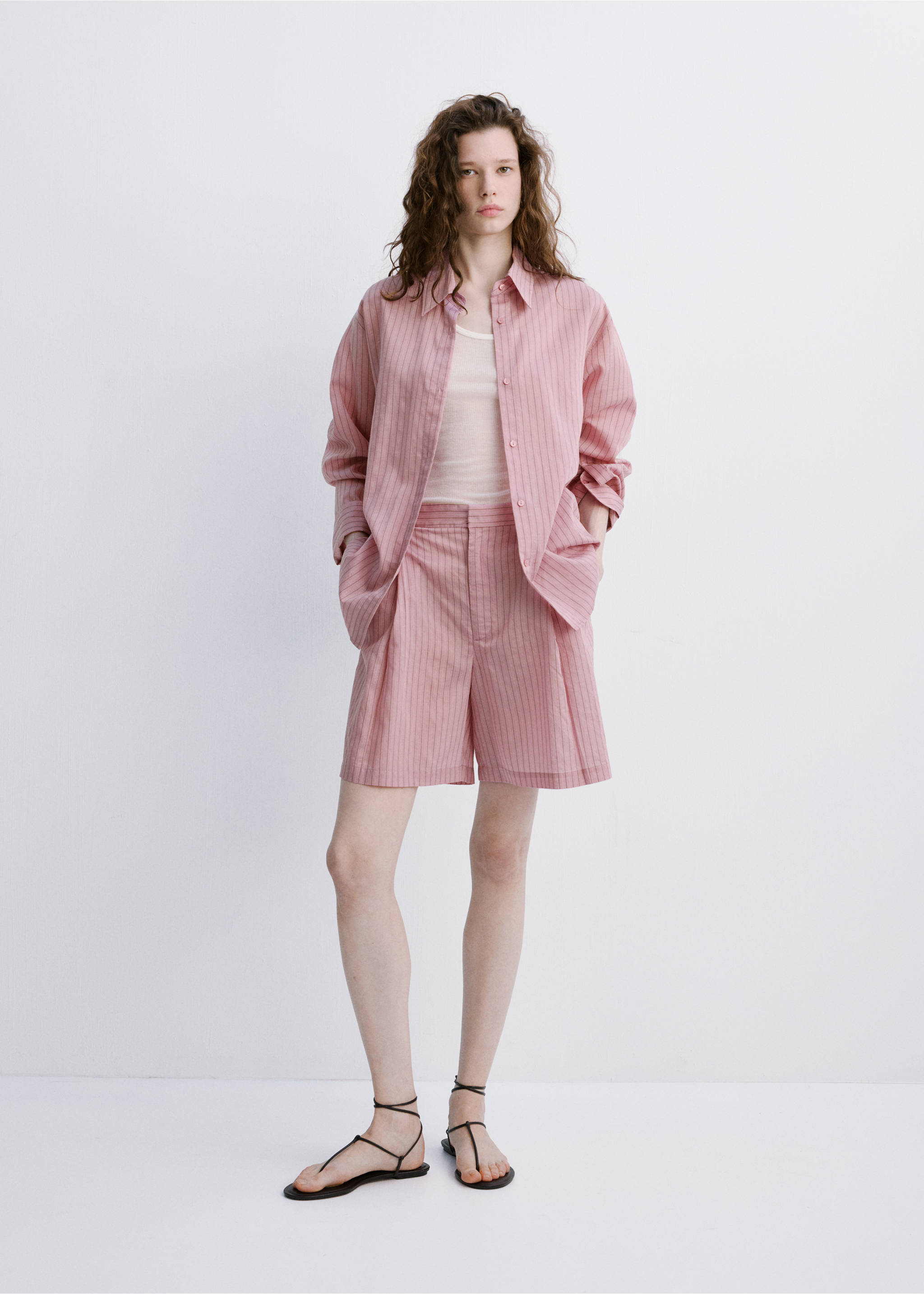 Pinstripe straight Bermudas - General plane, Pastel Pink. Ref: 27088274-00.