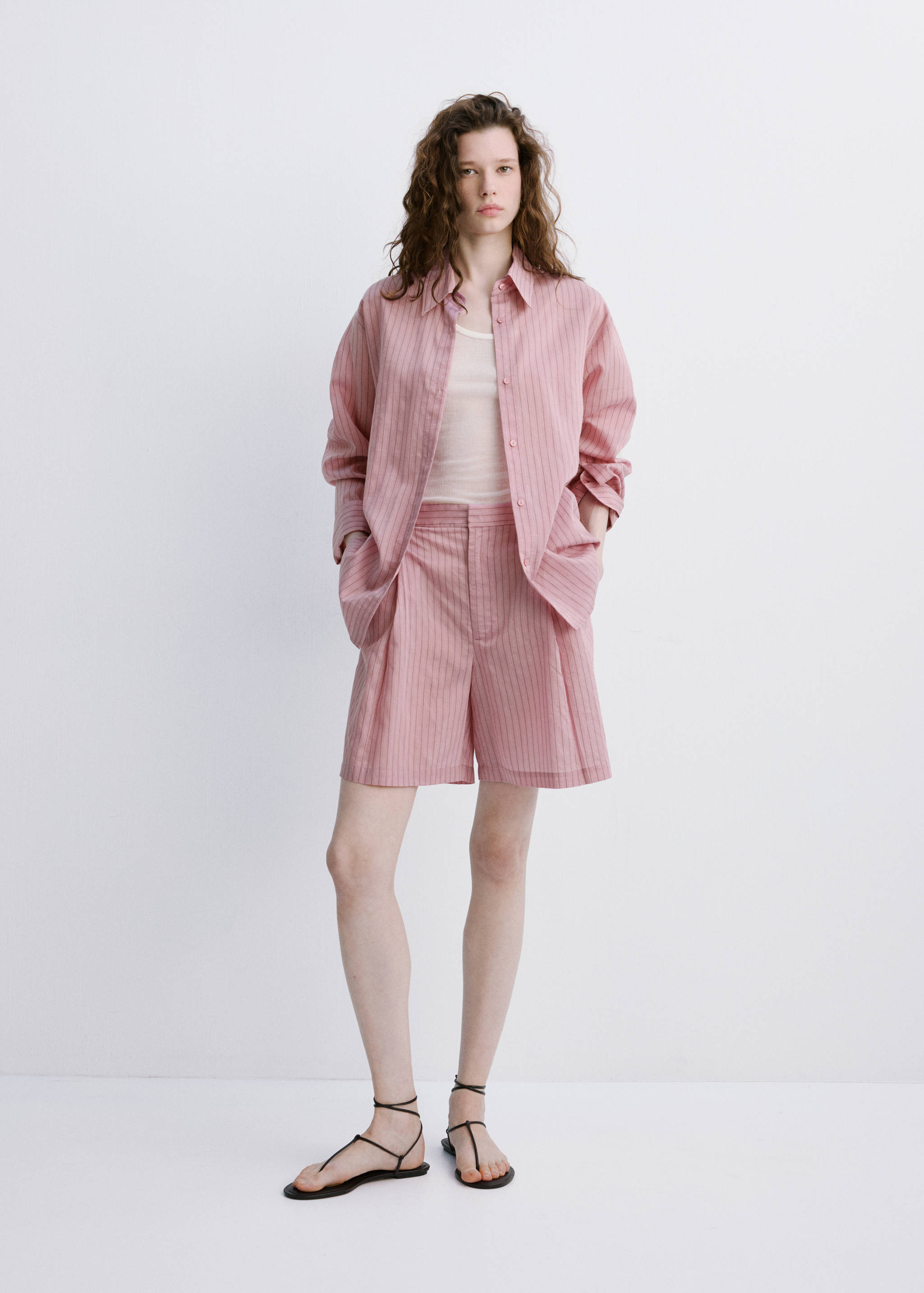 Pinstripe straight Bermudas - General plane