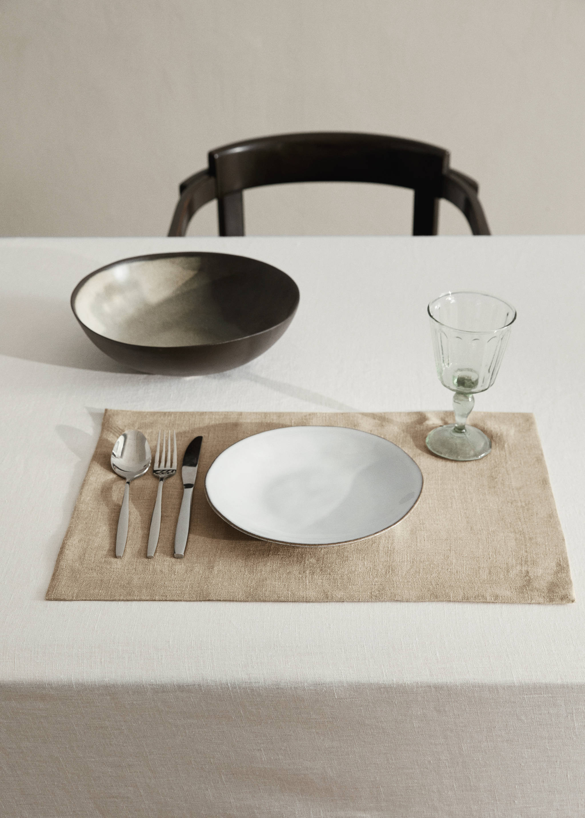 Linen placemat - General plane