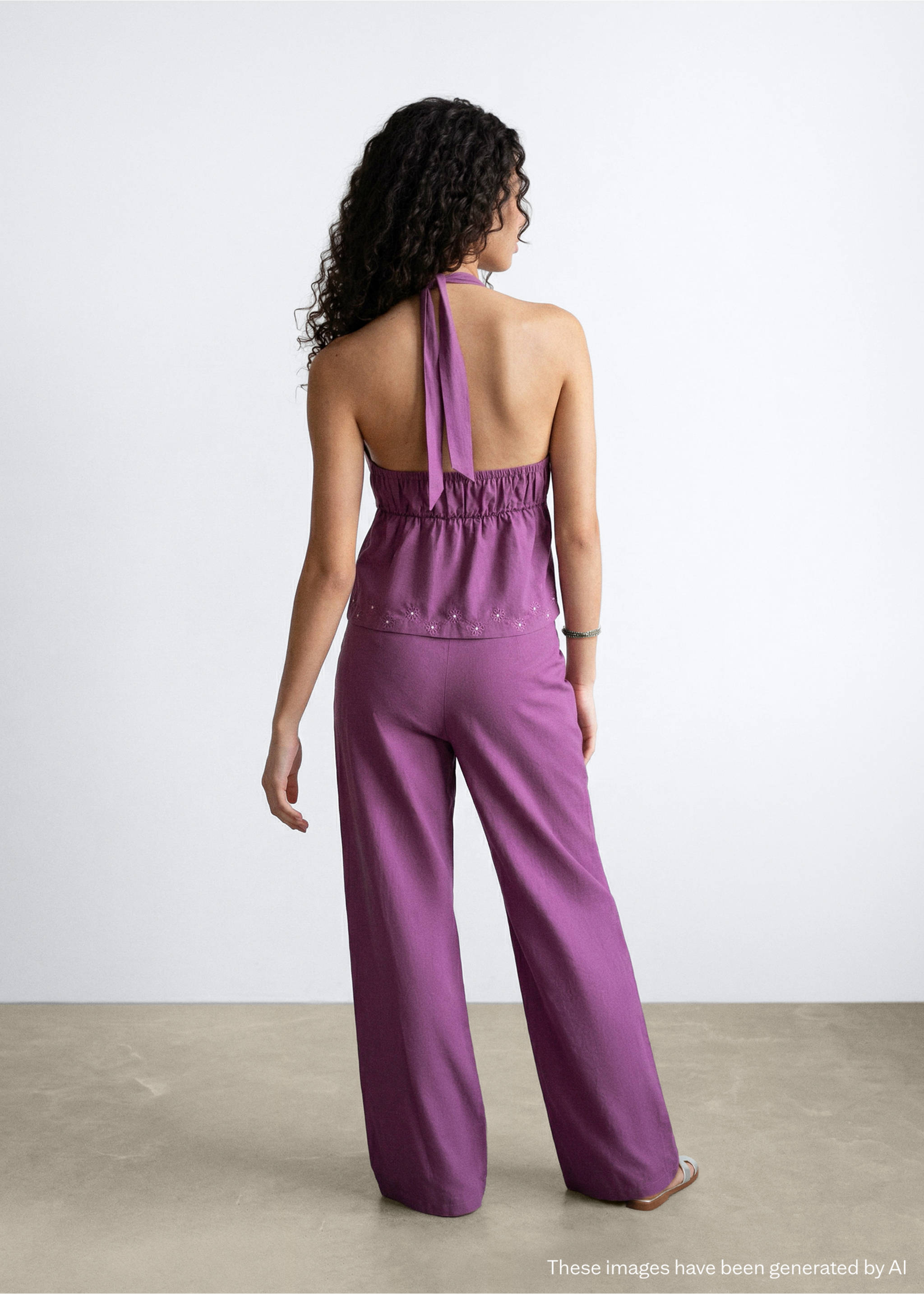 Straight trousers with embroidered details - Reverse of the article, Lilac. Ref: 27088649-00.
