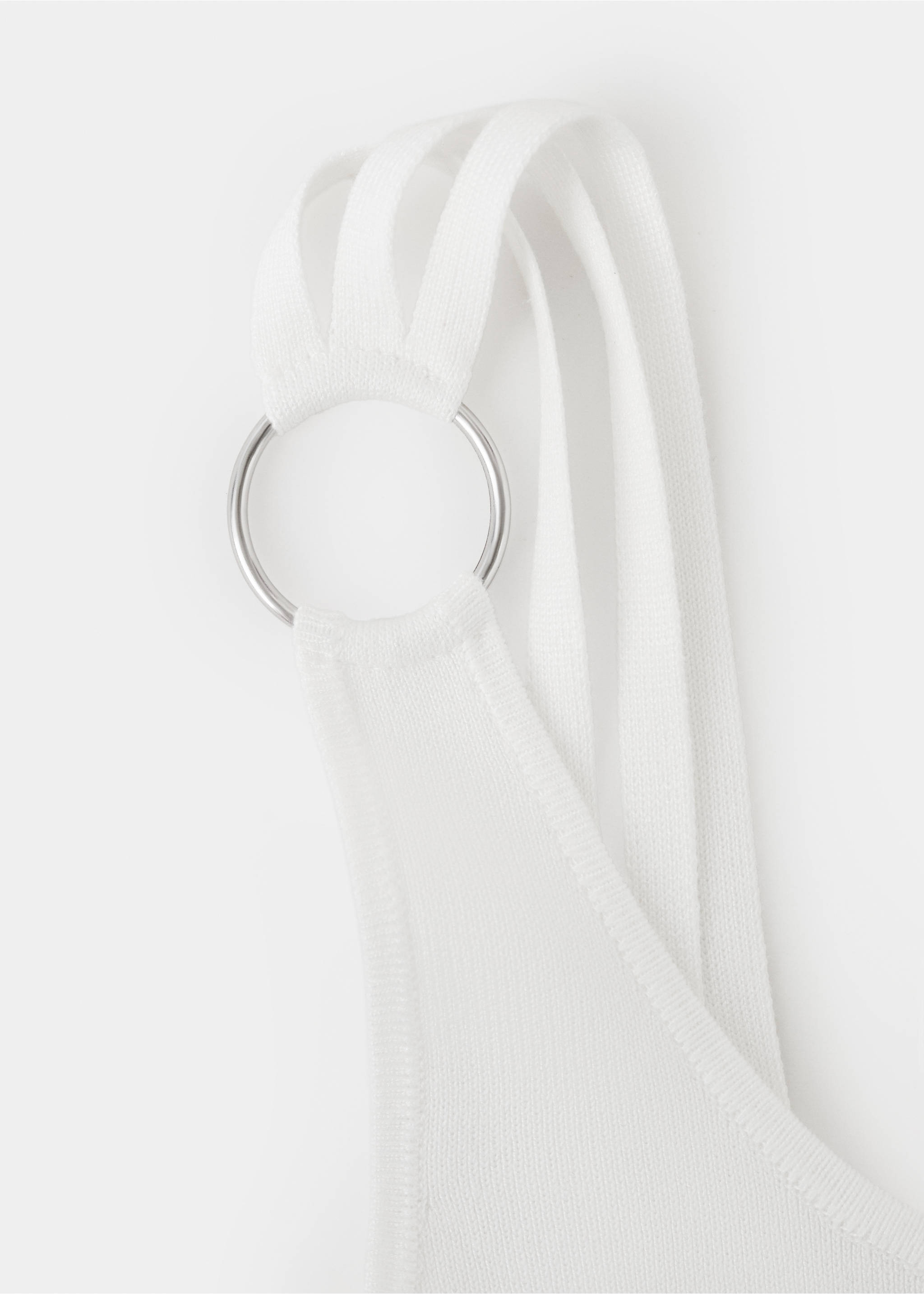 Top assimétrico com detalhe de argola - Pormenor do artigo 0, Branco. Ref: 27088651-00.