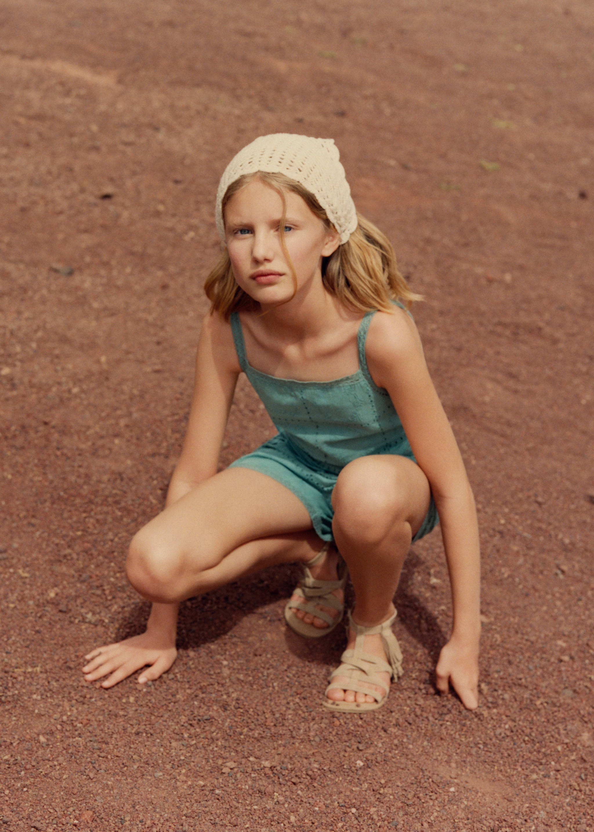 Embroidered jumpsuit with side openings - Details of the article 6