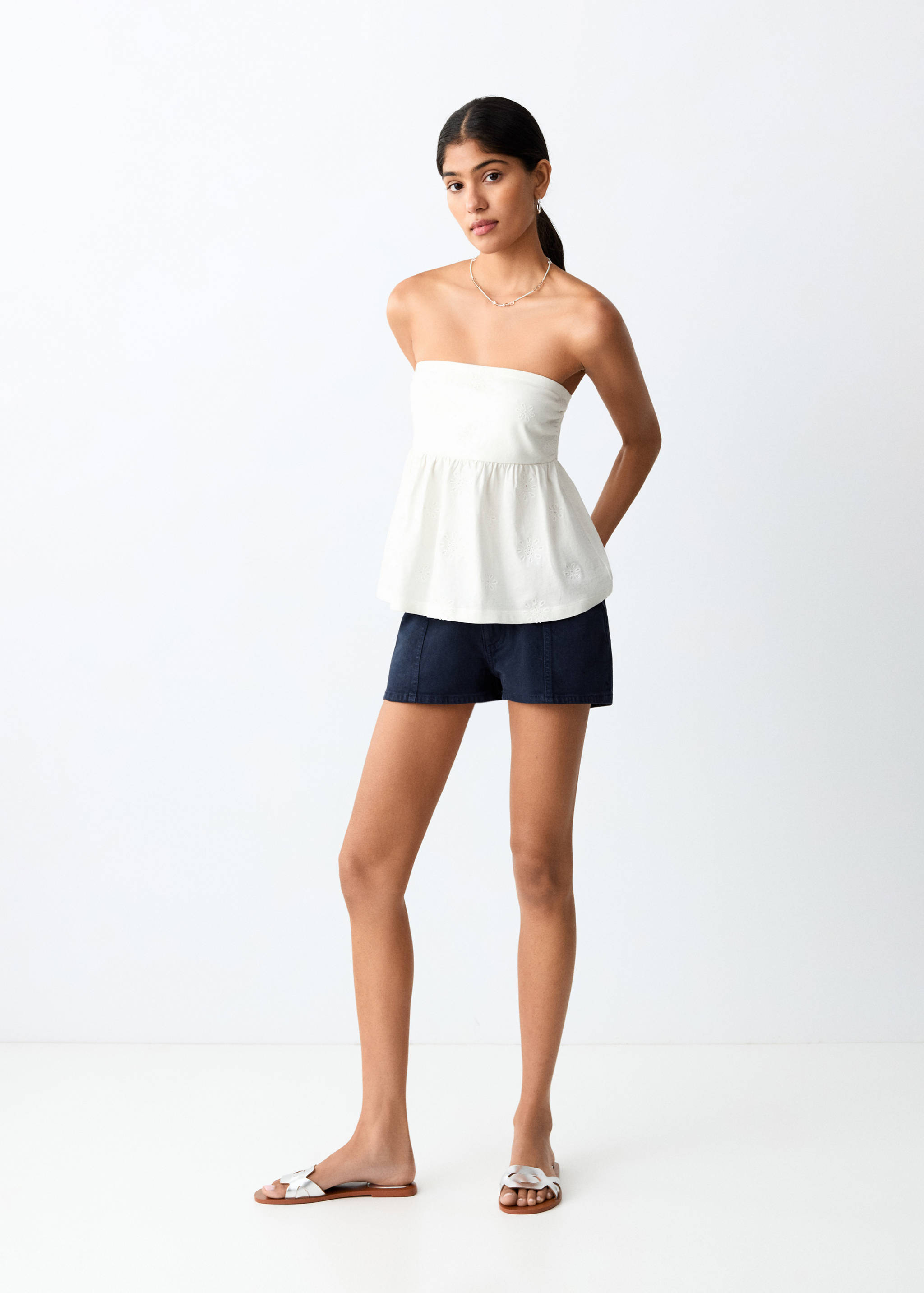 Embroidered strapless top - General plane