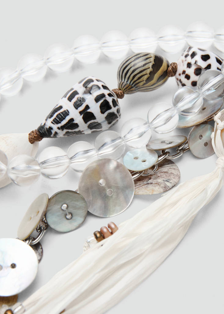 Keyring with combined shells — Light/Pastel Grey