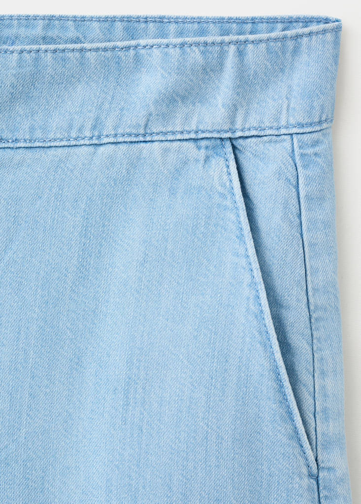 Straight low-rise denim Bermuda shorts — Light Blue