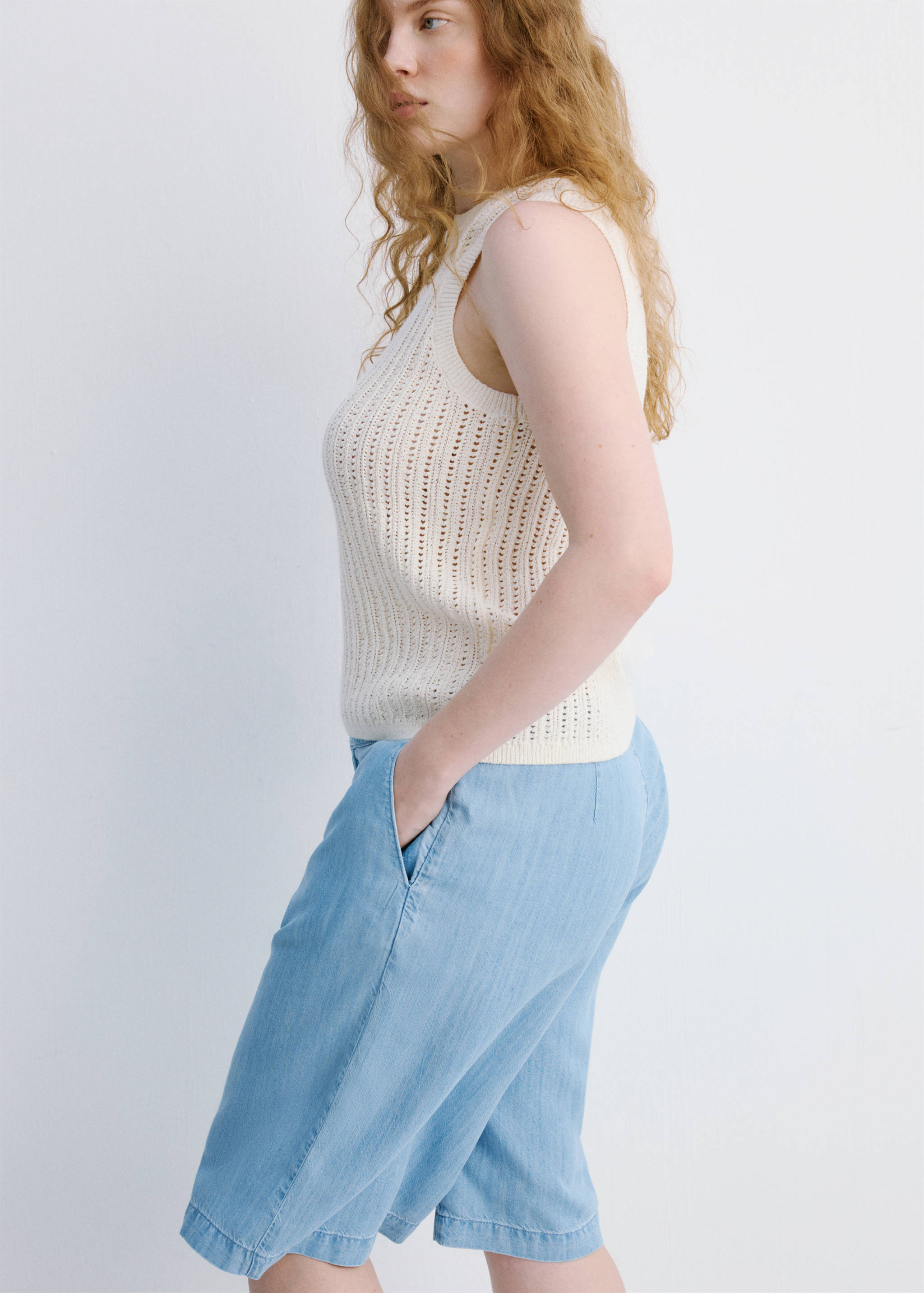 Straight low-rise denim Bermuda shorts - Details of the article 5