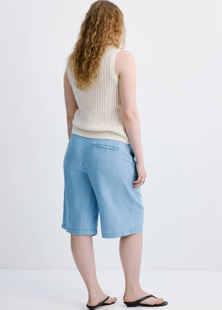 Straight low-rise denim Bermuda shorts — Light Blue