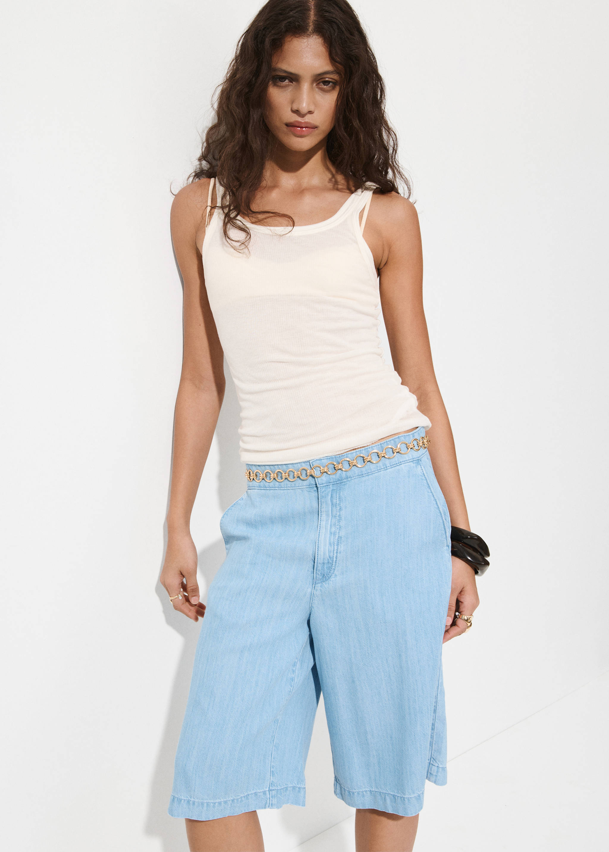 Straight low-rise denim Bermuda shorts - Medium plane