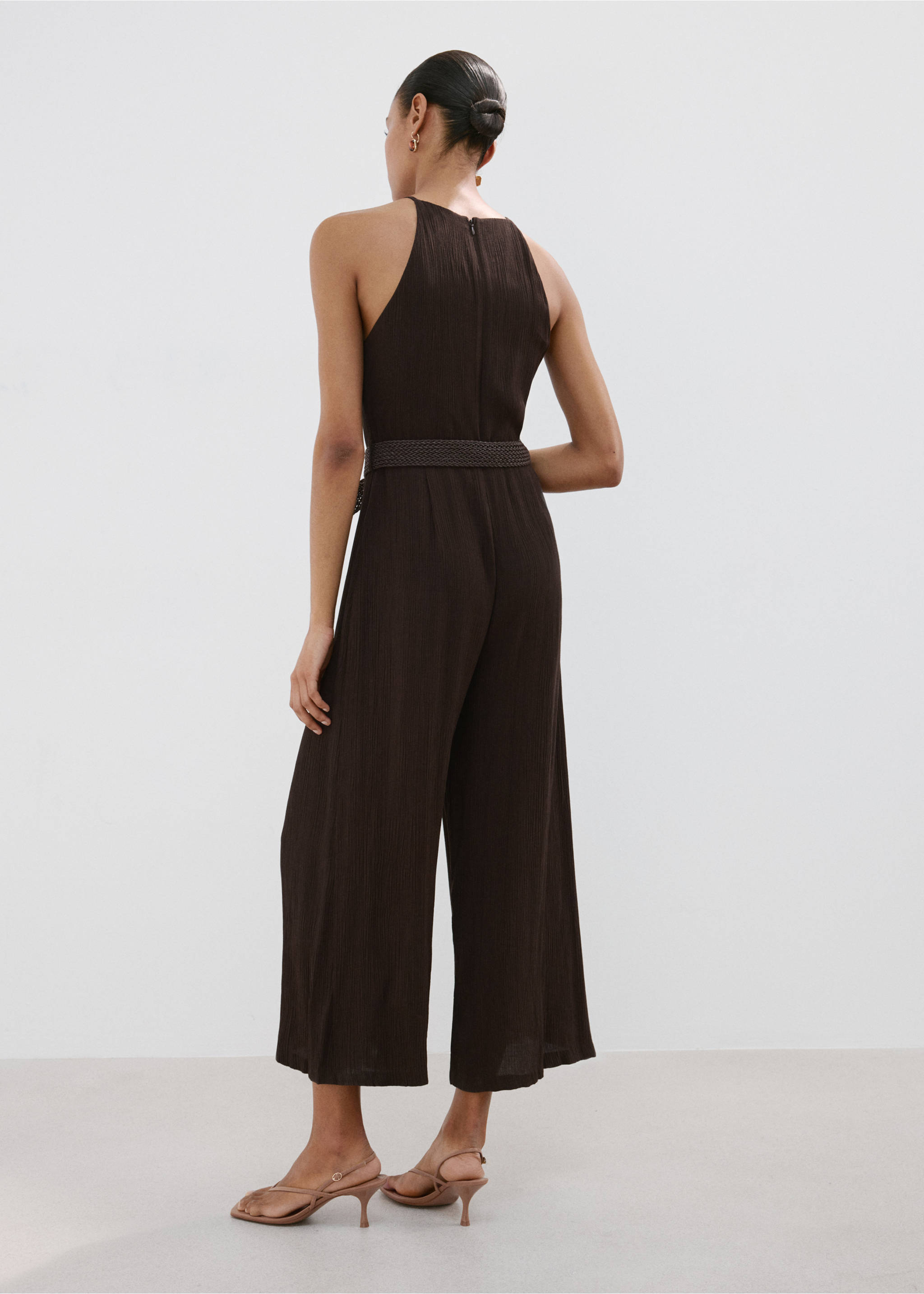 Halter-neck jumpsuit with belt - Reverse of the article, Chocolate. Ref: 27089058-00.