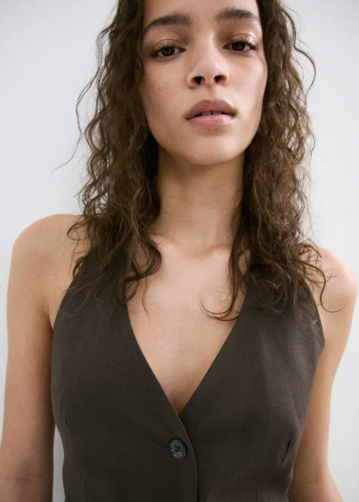 Halter neck linen waistcoat — Chocolate