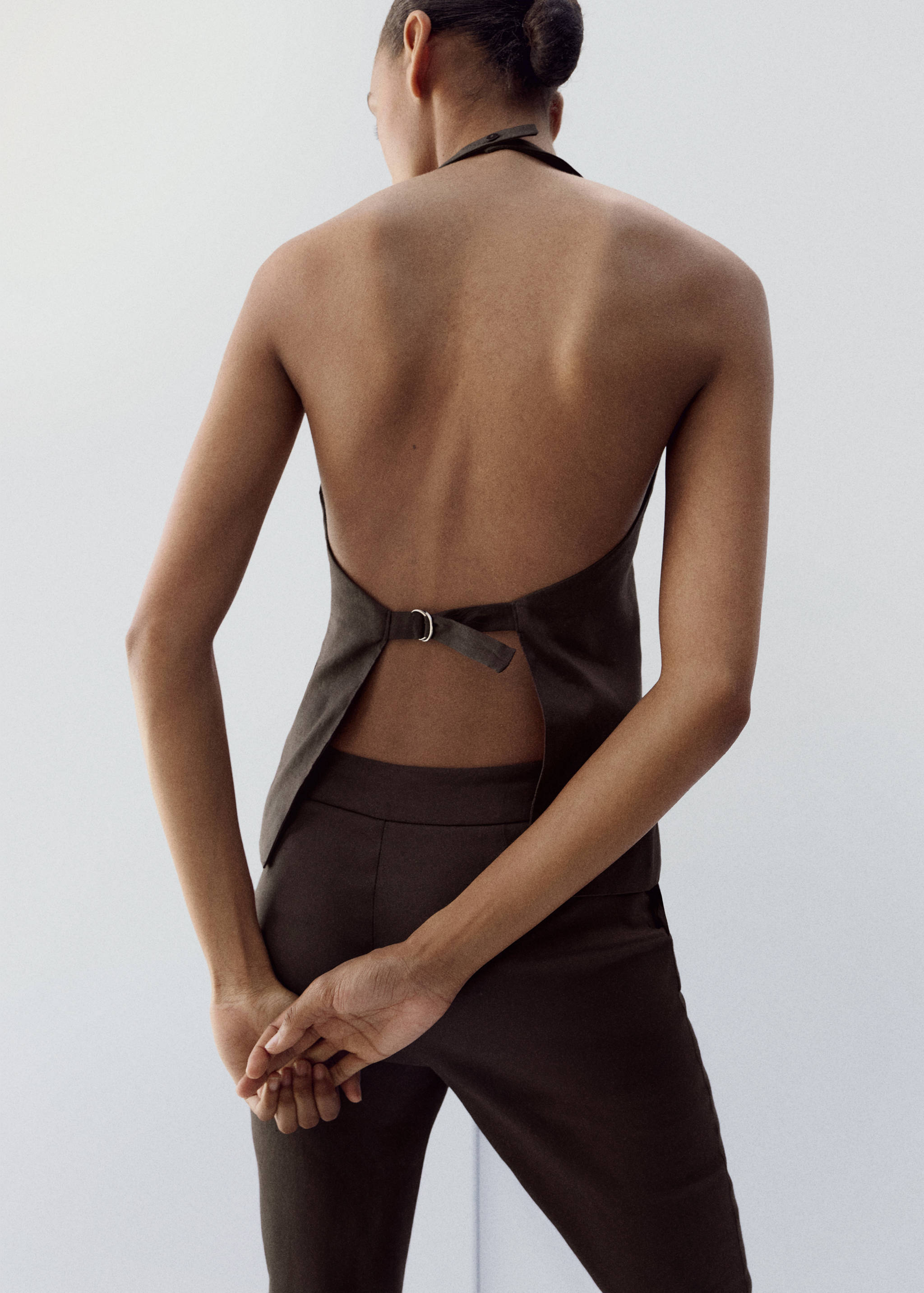 Chaleco lino cuello halter - Reverso del artículo